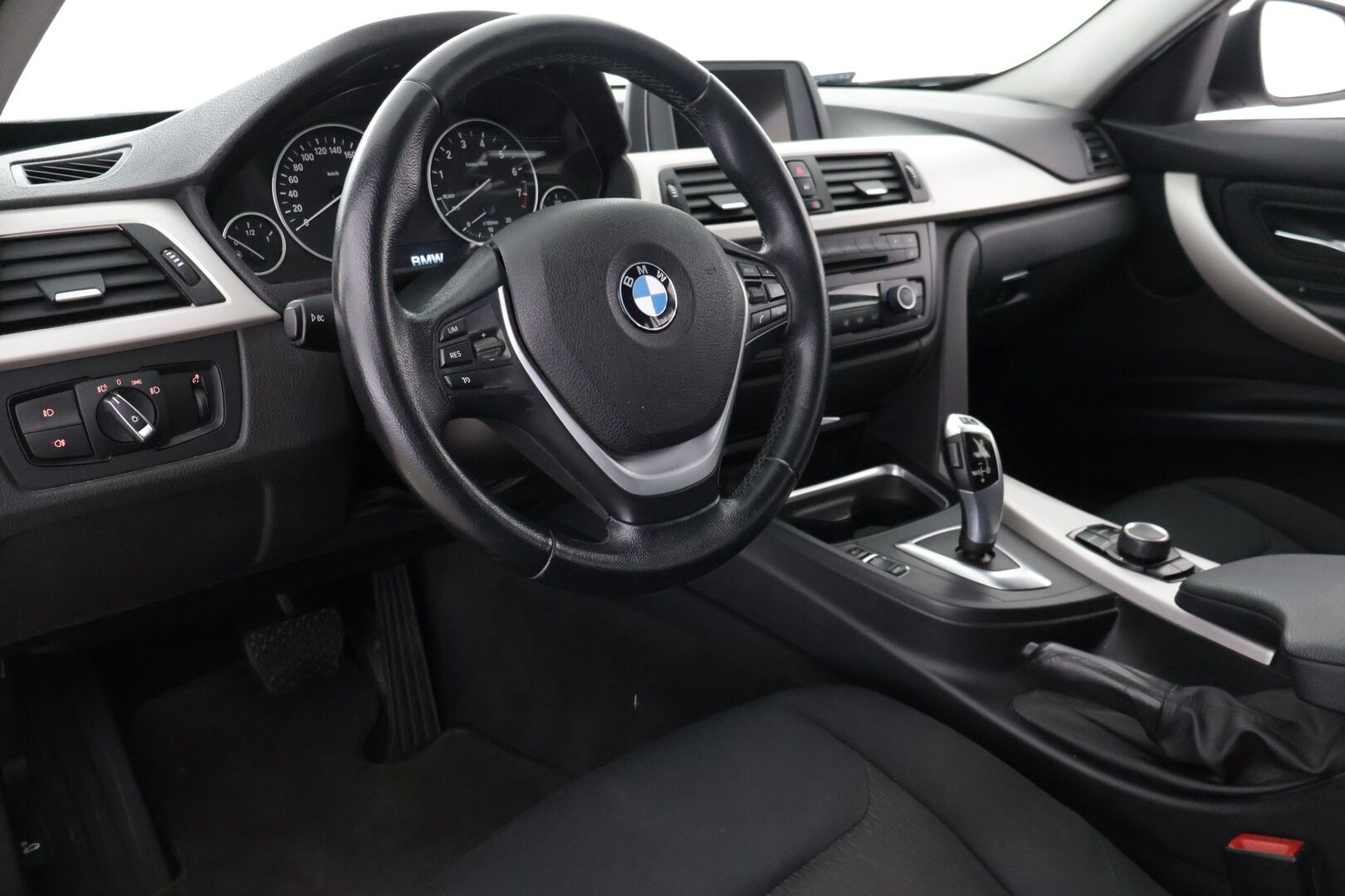 BMW 316 2014 F31 Touring 316i A Business