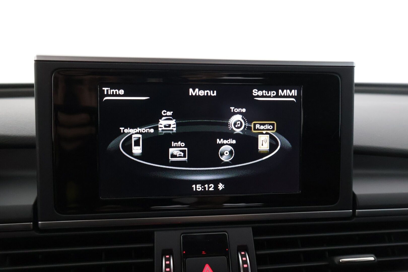 Audi A6 2016 Avant Business Sport 2,0 TDI 140 kW ultra S tronic / Facelift / P-tutkat / Vakionopeudensäädin / Bluetooth - * RS lookilla oleva katseiden kääntäjä! *
