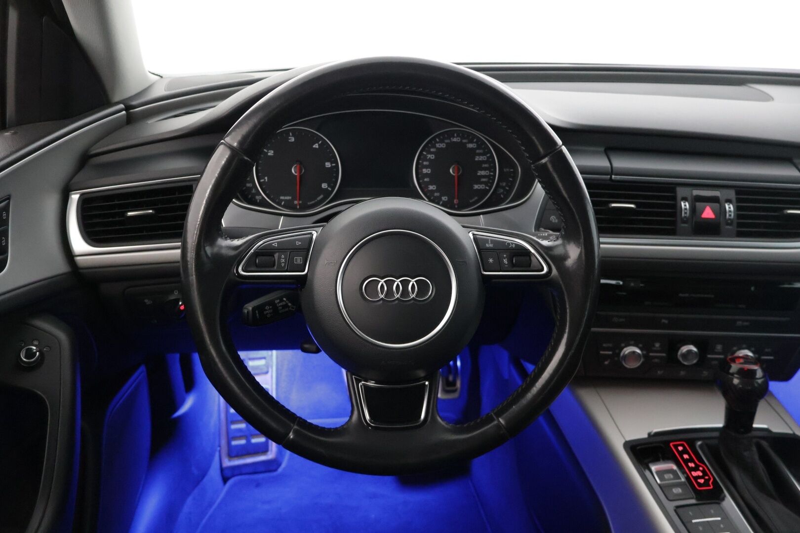 Audi A6 2016 Avant Business Sport 2,0 TDI 140 kW ultra S tronic / Facelift / P-tutkat / Vakionopeudensäädin / Bluetooth - * RS lookilla oleva katseiden kääntäjä! *