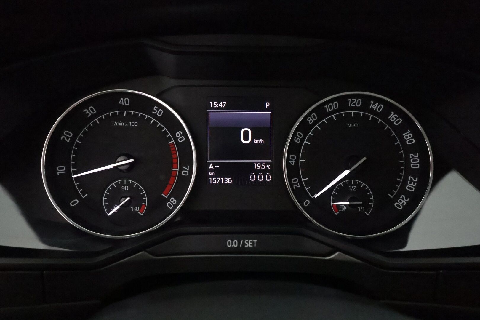 Skoda Superb 2016 Combi 1,4 TSI ACT Style DSG. ** Webasto / Koukku / Adapt.Vakkari / P.kamera / XENON / Muistipenkki / Canton / Navi  ** - Suomi-auto / 2x Renkaat