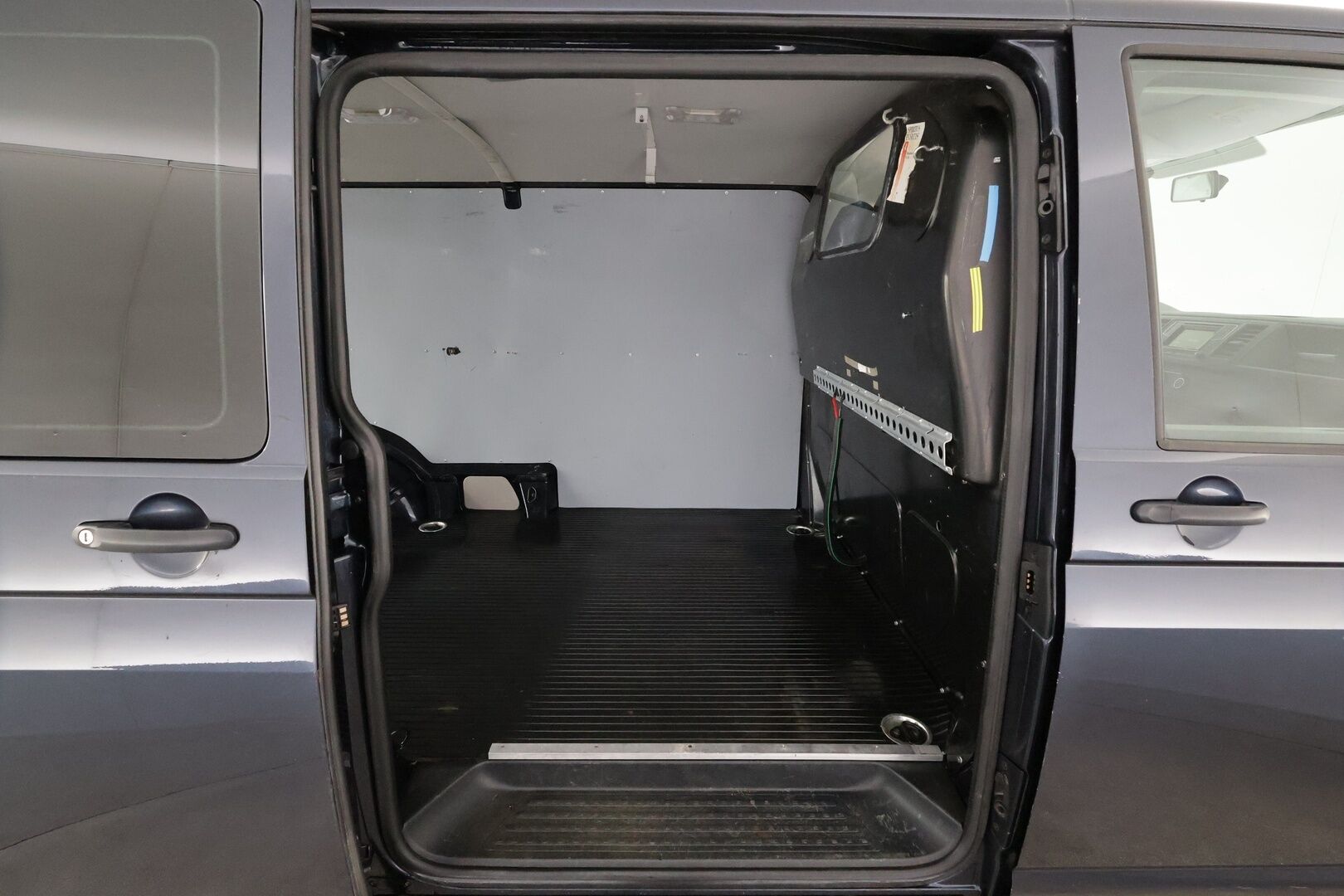 Volkswagen Transporter 2016 umpipakettiauto Pitkä 2,0 TDI 75 kW - | Vakkari | Webasto | Koukku | P.Tutka | Ilmastointi | Bluetooth | Suomi-auto | Kahdet Renkaat | Huoltokirja |