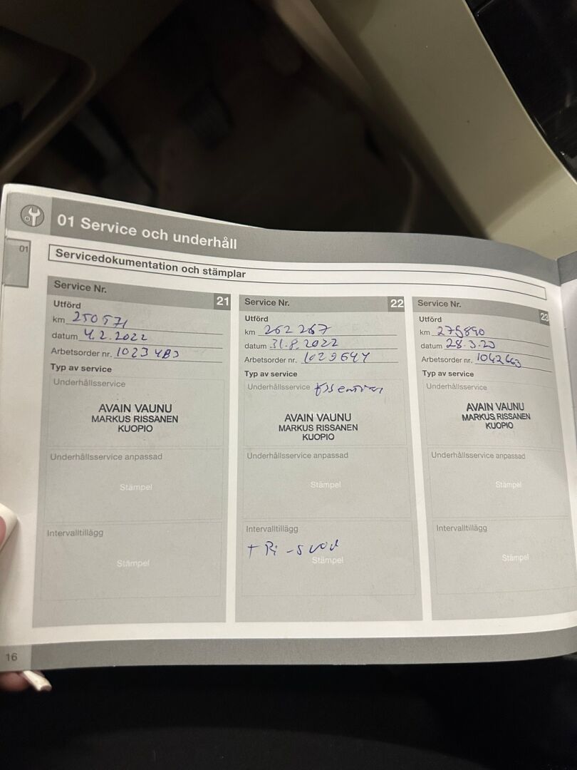 Volvo V70 2008 V70 2,0 * YritysOutlet - Myydään vain yrityksille / Vakkari / Xenon / Vaaleat nahat / P-tutkat * - Tämä auto myydään YritysOutlet -valikoimasta vain yritykselle / Vetokoukku