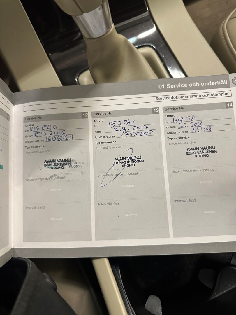 Volvo V70 2008 V70 2,0 * YritysOutlet - Myydään vain yrityksille / Vakkari / Xenon / Vaaleat nahat / P-tutkat * - Tämä auto myydään YritysOutlet -valikoimasta vain yritykselle / Vetokoukku