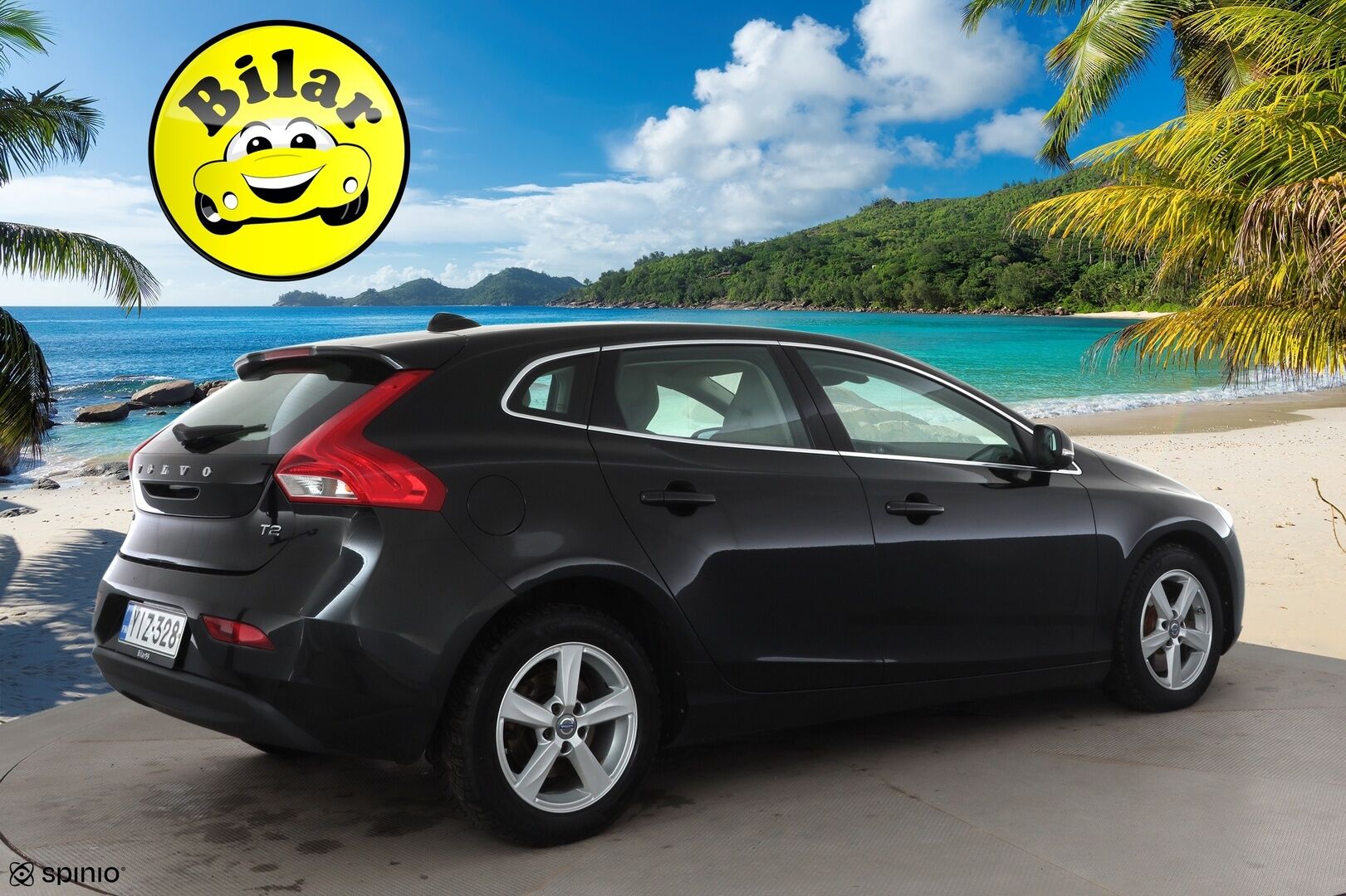 Volvo V40 2016 T2 Momentum aut - | Akt. Xenon | Webasto | Vakkari | High perf. audio | P.tutka | Bluetooth | City Safety | Penkinlämmittimet | Huoltokirja | 2x renkaat aluin | 
