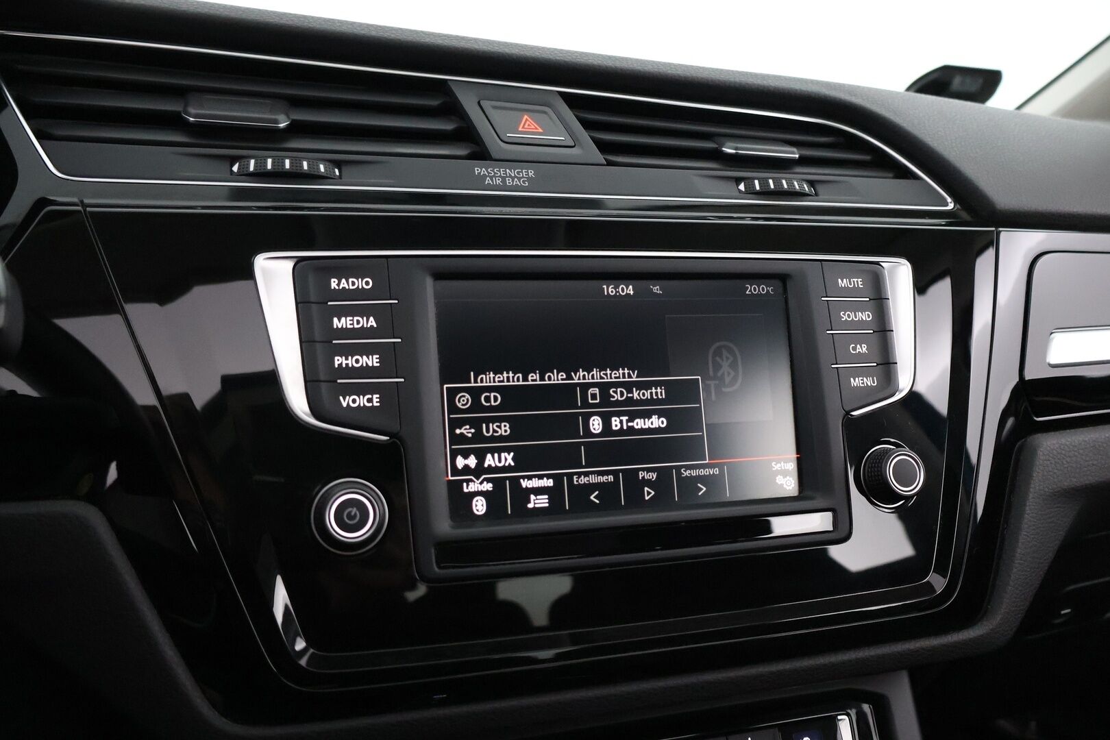 Volkswagen Touran 2016 Comfortline 1,4 TSI 110 kW (150 hv) DSG-automaatti - 7-P / Suomiauto / Lasikatto / Lohko & Sisä / Sähköluukku / Vakkari / Tutkat / Juuri saapunut Tampereelle!