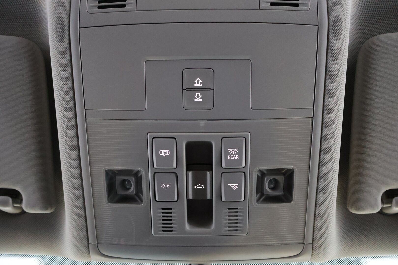 Volkswagen Touran 2016 Comfortline 1,4 TSI 110 kW (150 hv) DSG-automaatti - 7-P / Suomiauto / Lasikatto / Lohko & Sisä / Sähköluukku / Vakkari / Tutkat / Juuri saapunut Tampereelle!