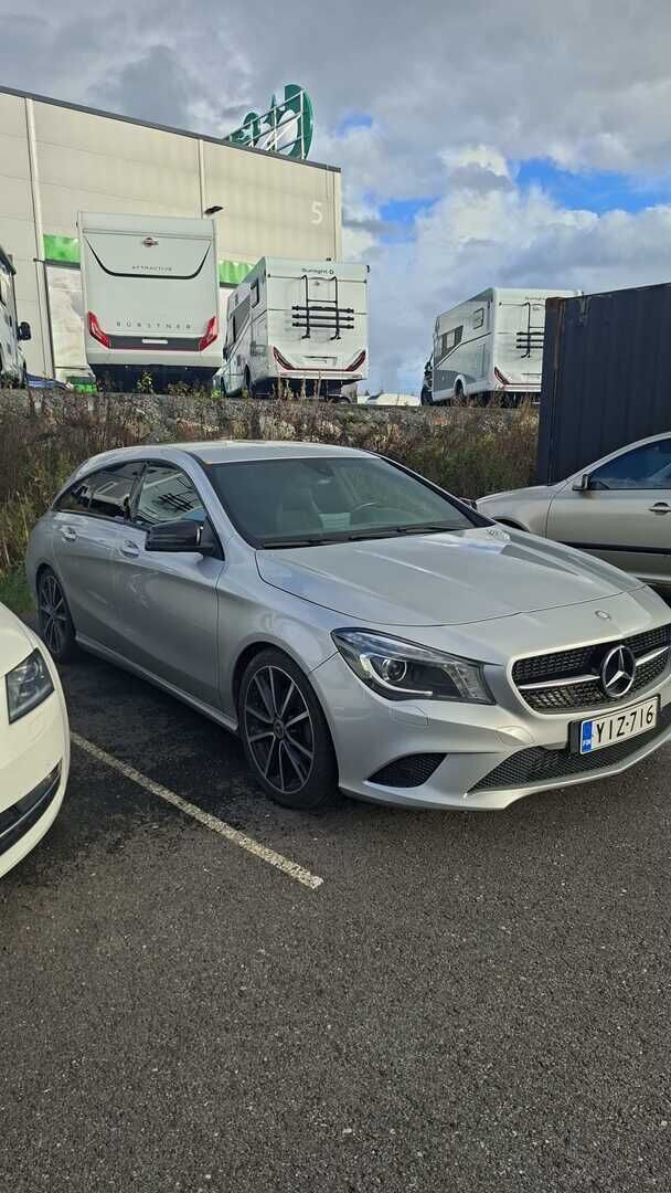 Mercedes-Benz CLA 2016 180 Automatic Edition Shooting Brake - Suomi-auto | Lohko+sisälämmitin | Kahdet OEM- vanteet | Vetokoukku | Bluethoot | Säntilliset huollot | Puolinahat | Urheiluistuimet |
