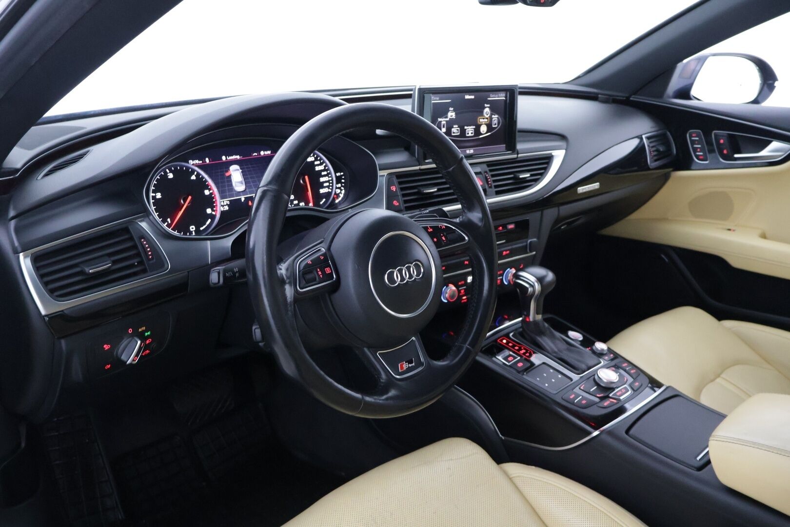 Audi A7 2012 A7 Sportback S line edition 3,0 V6 TDI 180 kW quattro tiptronic**YritysOutlet - Myydään vain yrityksille - *ACC / Hierovat ilmastoidut muistipenkit / BLIS / Panorama / BOSE / P-kamera / Ilma-alusta / TÖRKYKAMAT*