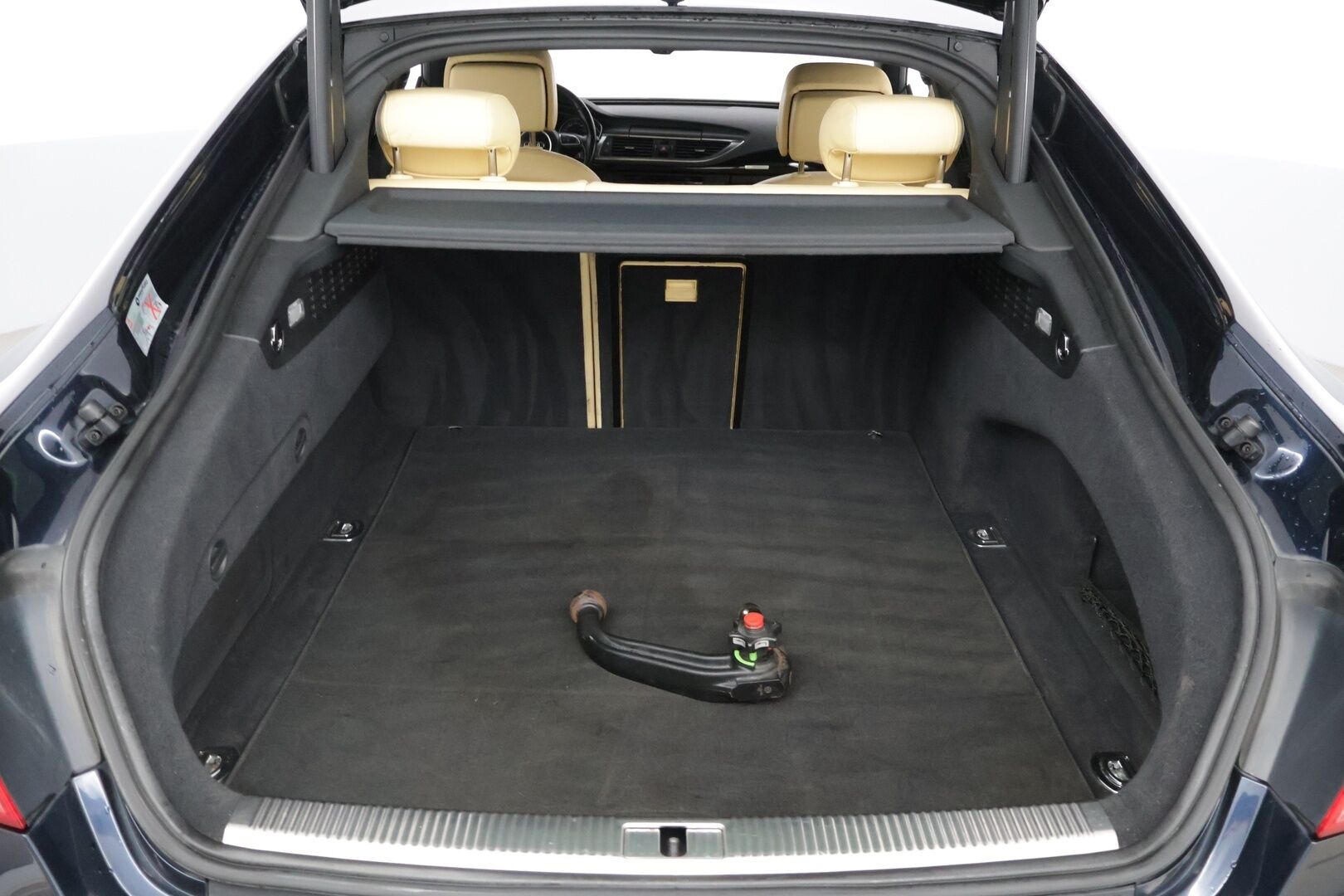 Audi A7 2012 A7 Sportback S line edition 3,0 V6 TDI 180 kW quattro tiptronic**YritysOutlet - Myydään vain yrityksille - *ACC / Hierovat ilmastoidut muistipenkit / BLIS / Panorama / BOSE / P-kamera / Ilma-alusta / TÖRKYKAMAT*