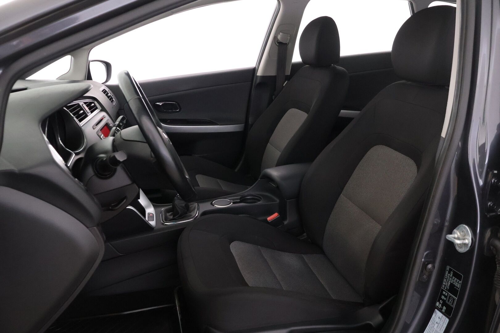 Kia cee'd 2016 1,6 CRDi ISG 136hv EX SW EcoDynamics *1. om Suomi-auto / Vakkari / Peruutustutka / Vetokoukku* - *2x Renkaat & Vanteet / Hyvä huoltohistoria*