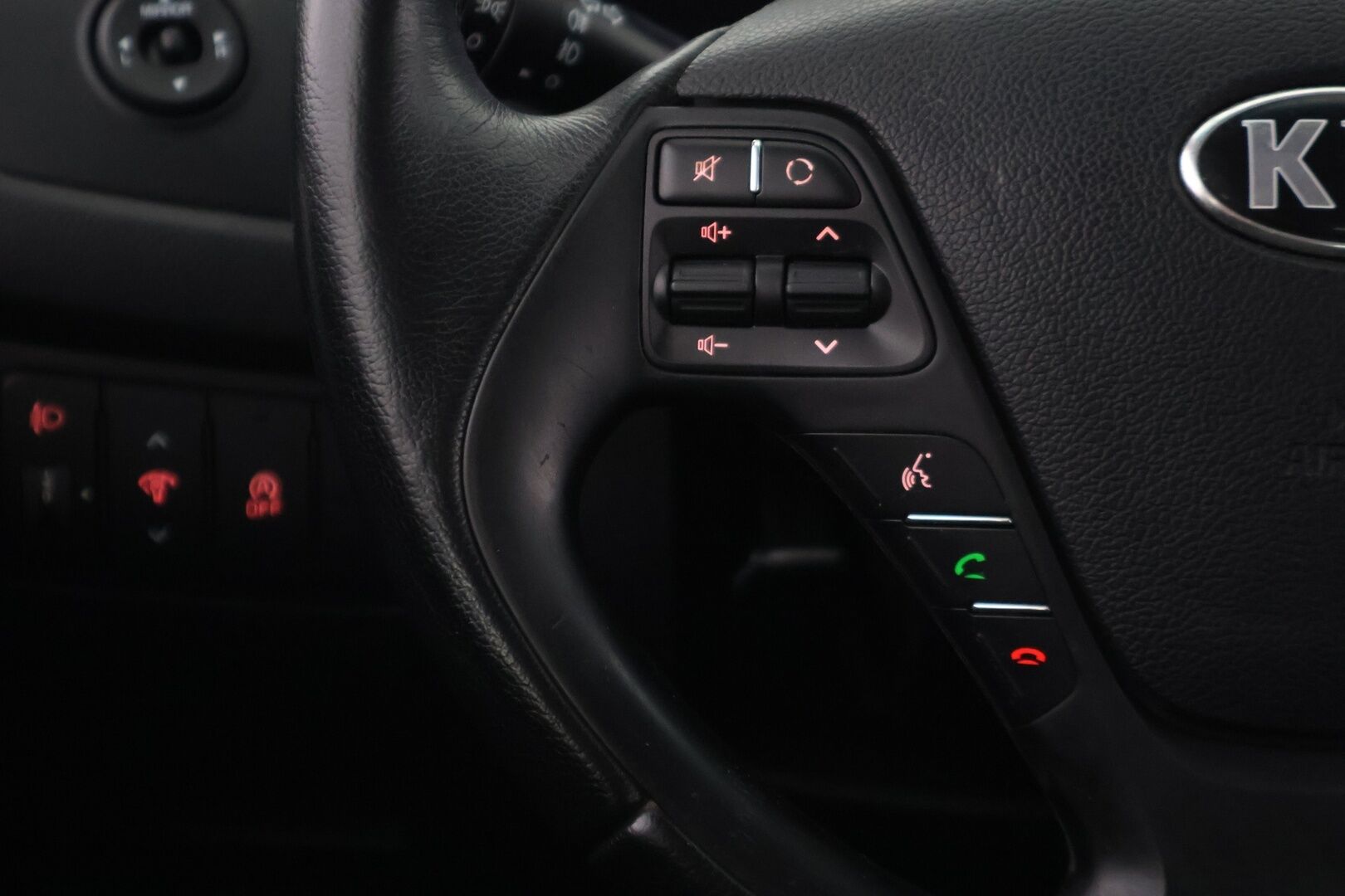 Kia cee'd 2016 1,6 CRDi ISG 136hv EX SW EcoDynamics *1. om Suomi-auto / Vakkari / Peruutustutka / Vetokoukku* - *2x Renkaat & Vanteet / Hyvä huoltohistoria*