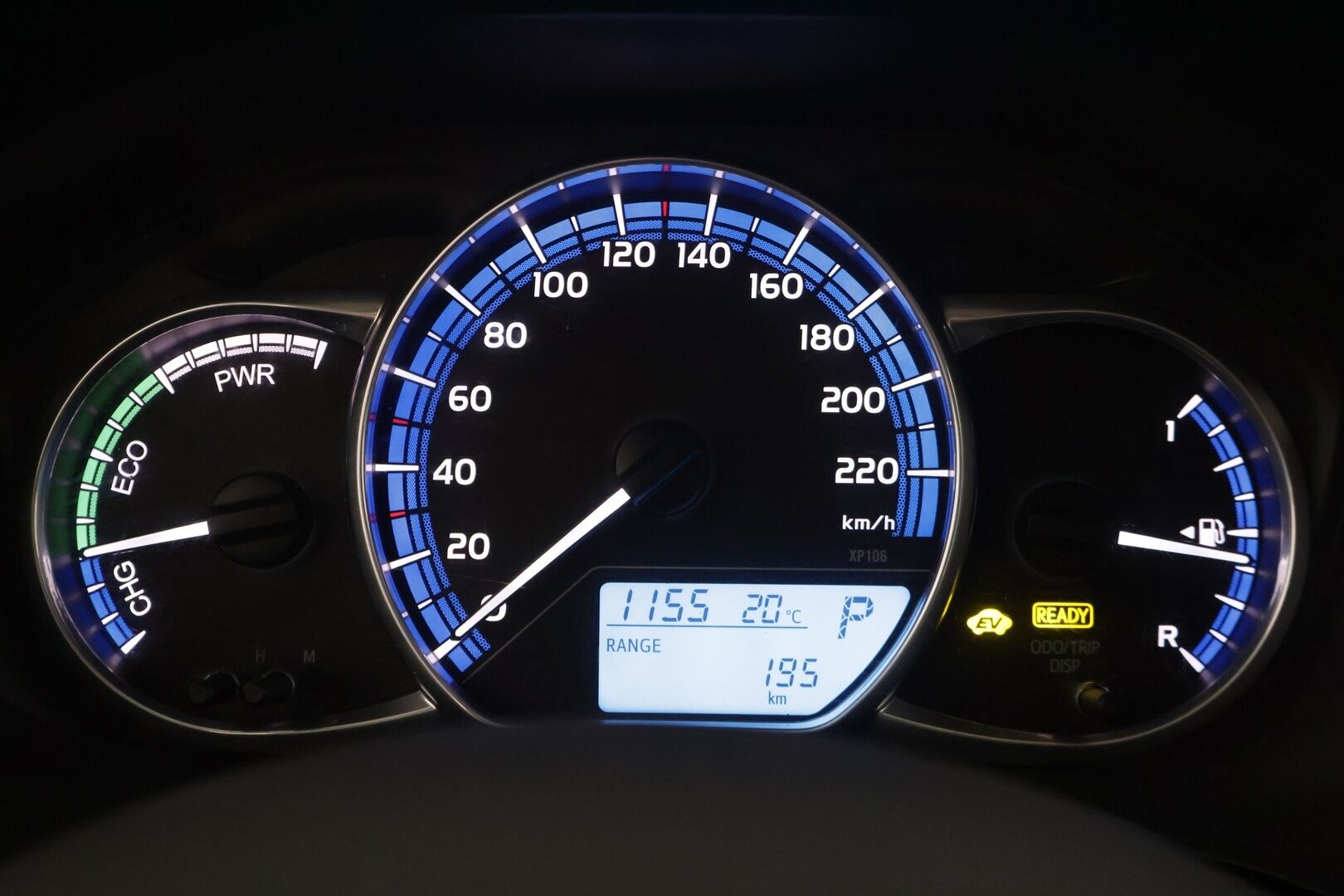 Toyota Yaris 2015 1,5 Hybrid Style 5ov - Suomi-auto | Vakkari | P-Kamera | LED | Navi | Digimittari | Kahdet renkaat aluvanteilla | Huippusiisti |
