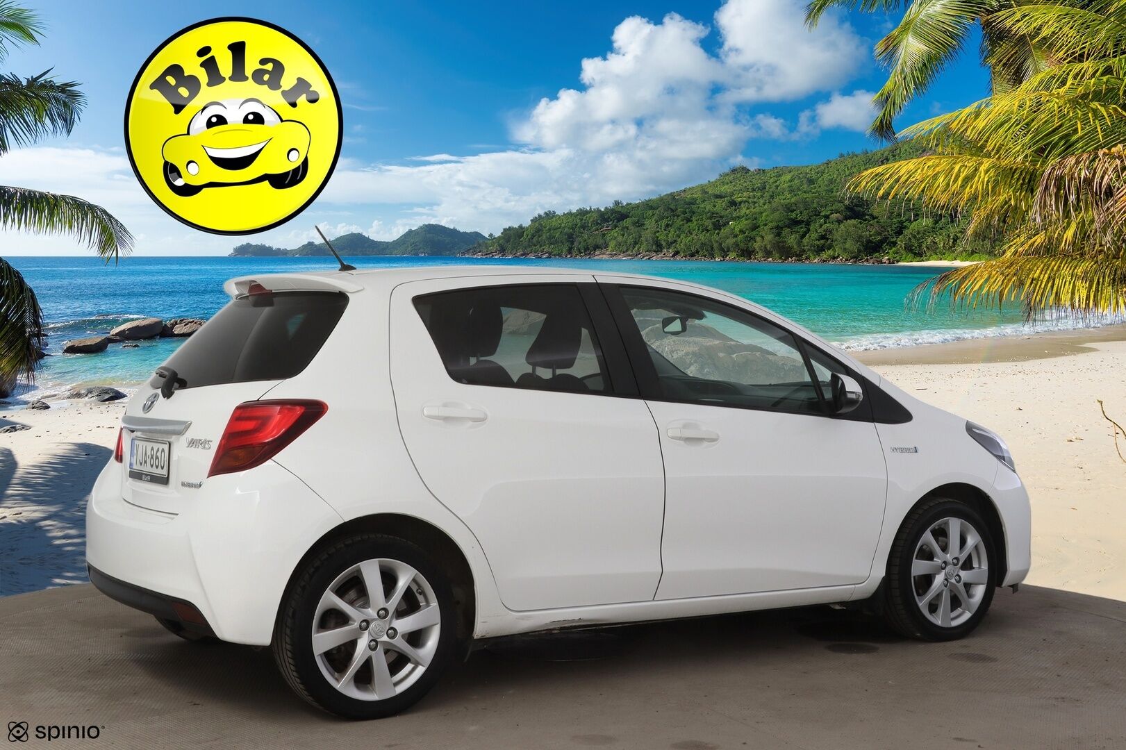 Toyota Yaris 2015 1,5 Hybrid Style 5ov - Suomi-auto | Vakkari | P-Kamera | LED | Navi | Digimittari | Kahdet renkaat aluvanteilla | Huippusiisti |
