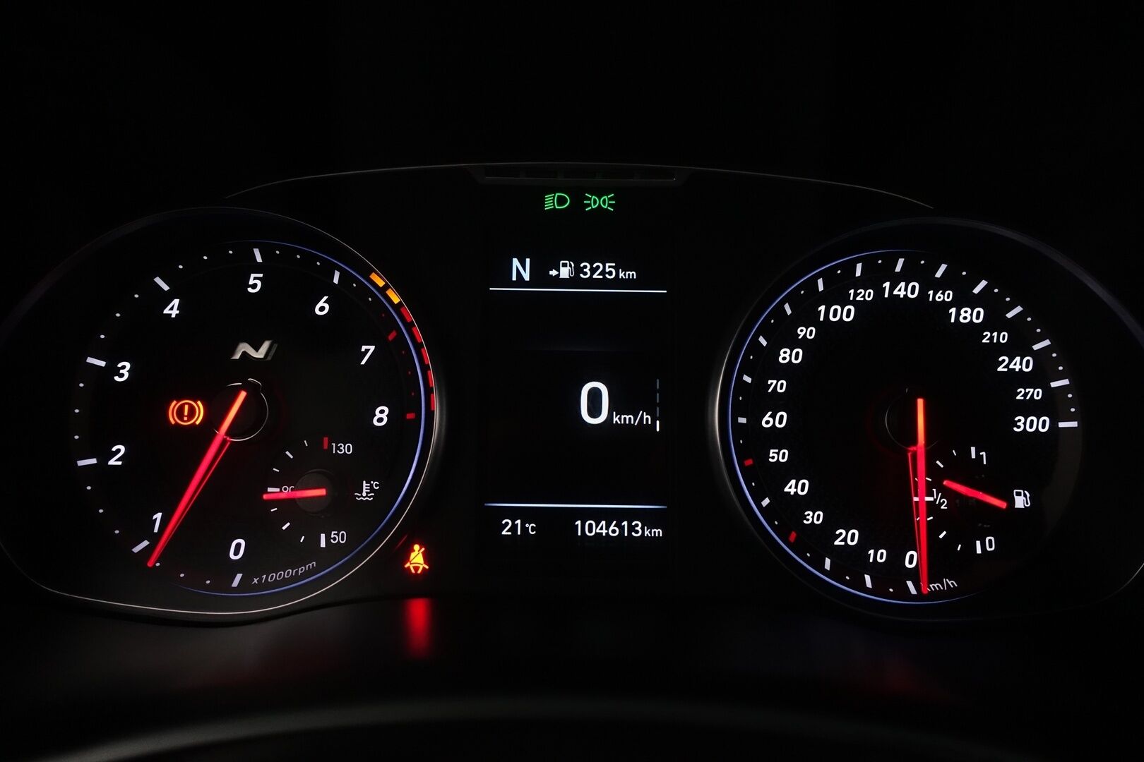 Hyundai i30 5d 2018 N 2,0 T-GDI 6MT - Suomi-auto | P.Kamera | REV matching | Lohko+Sisäpistoke | Mukautuva alusta | Navi | AppleCarPlay | Ratinlämmitin | LED | Ambient | Kaistanpitoavustin | 2X Renkaat & Vanteet |