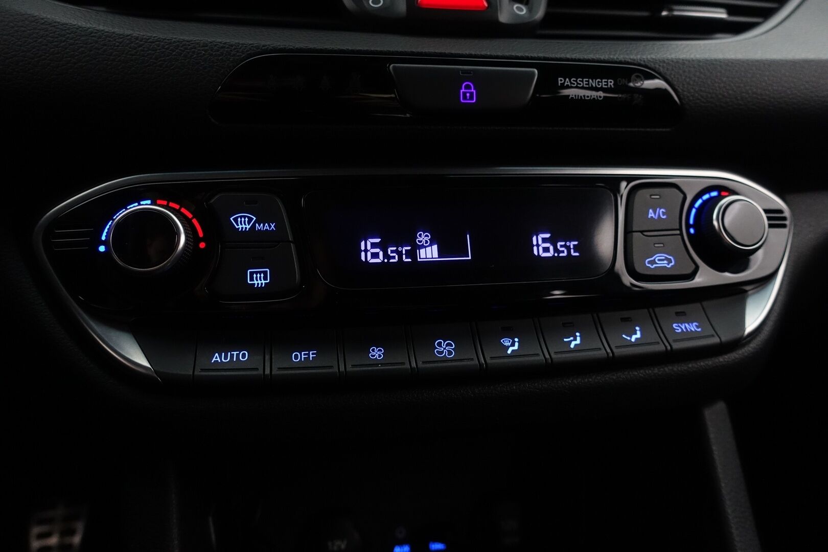 Hyundai i30 5d 2018 N 2,0 T-GDI 6MT - Suomi-auto | P.Kamera | REV matching | Lohko+Sisäpistoke | Mukautuva alusta | Navi | AppleCarPlay | Ratinlämmitin | LED | Ambient | Kaistanpitoavustin | 2X Renkaat & Vanteet |