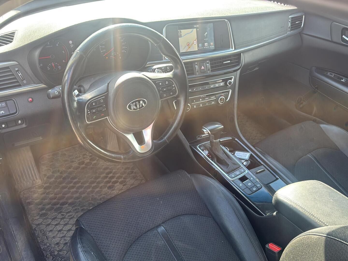 Kia Optima 2017 1,7 CRDi ISG EX SW DCT A/T ** Webasto / Vakkari / Keyless / P-Kamera / Osanahat / APP-Connect - Suomi-auto / Kahdet renkaat