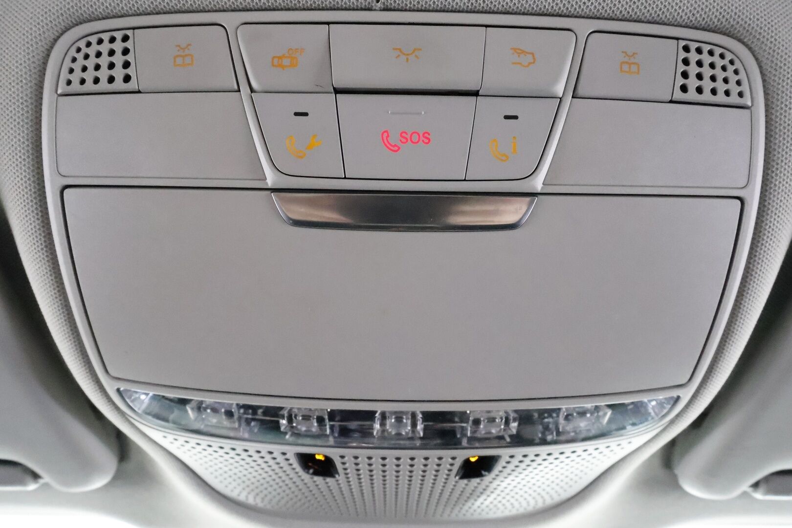 Mercedes-Benz GLC 2017 250 d 4Matic A Premium Business * Webasto / Koukku / ILS-LED / P.Kamera / Sportpenkit / Keyless * - Suomi-auto / Kahdet renkaat aluvanteilla