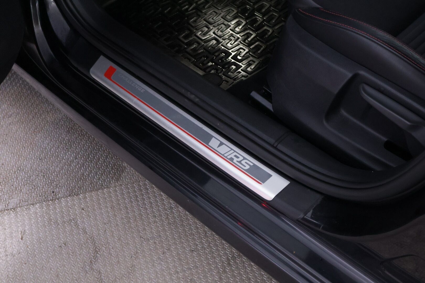 Skoda Octavia 2017 2,0 TDI 184 4x4 RS Challenge DSG Aut * ACC / Webasto / KeylessGo / Navigointi / Carplay* - Black-paketti / Suomi-auto / Seuraava katsastus 08/26 / Lämmitettävä tuulilasi