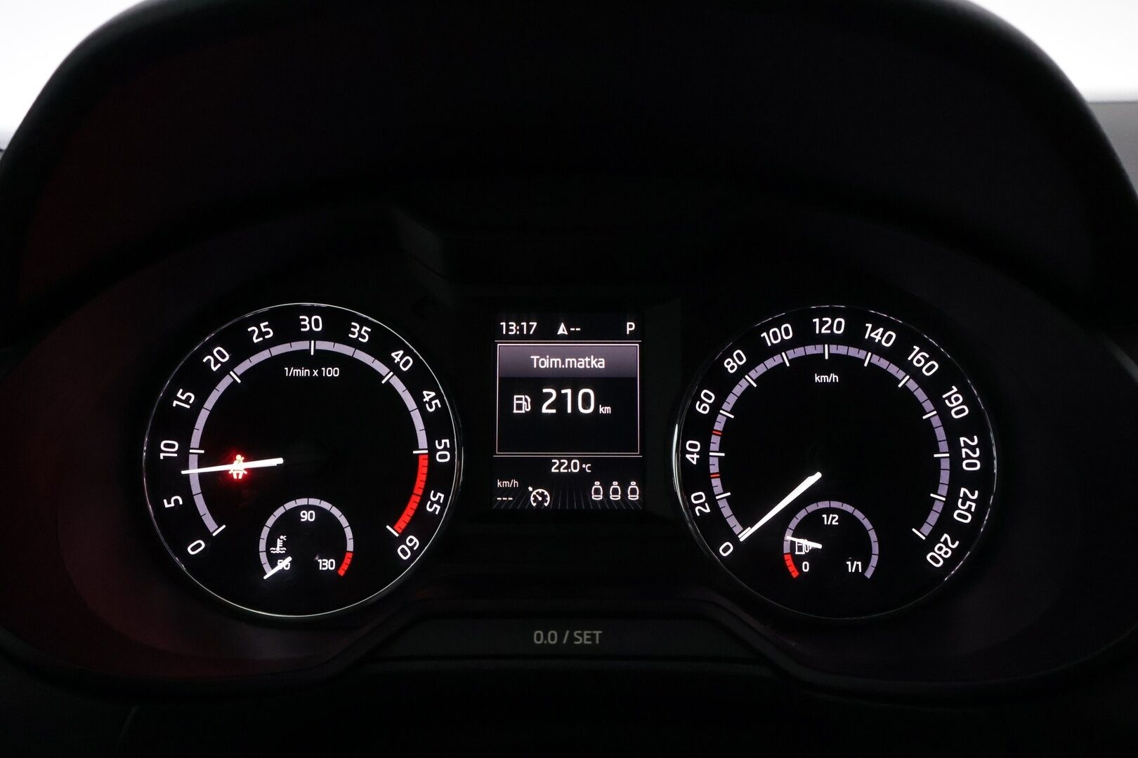 Skoda Octavia 2017 2,0 TDI 184 4x4 RS Challenge DSG Aut * ACC / Webasto / KeylessGo / Navigointi / Carplay* - Black-paketti / Suomi-auto / Seuraava katsastus 08/26 / Lämmitettävä tuulilasi
