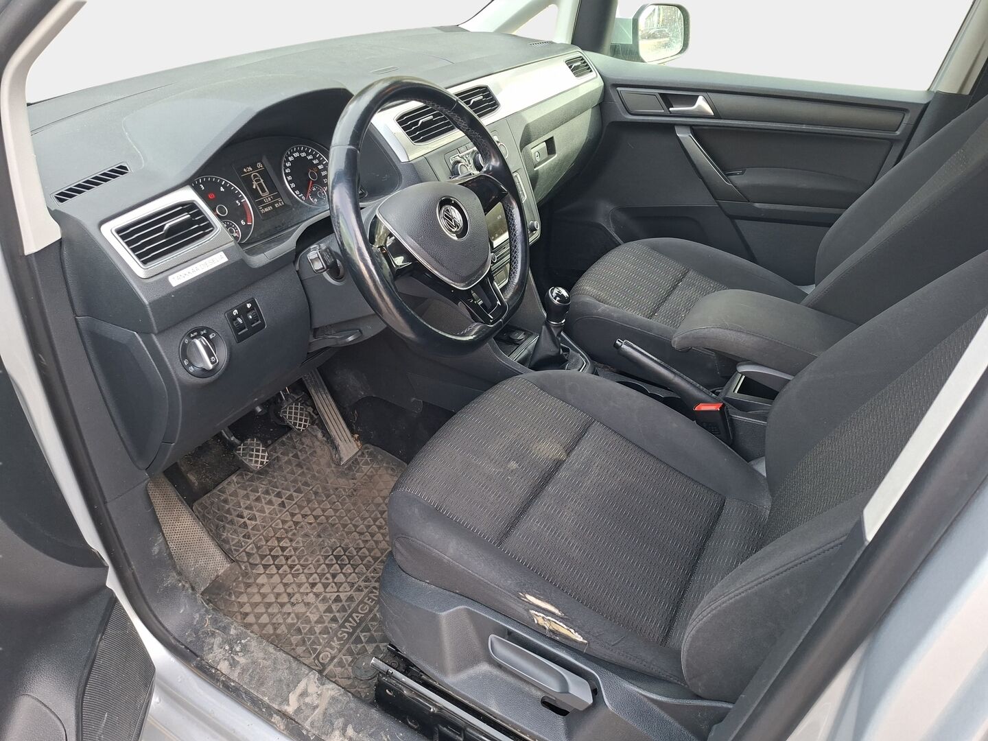 Volkswagen Caddy Maxi 2017 Comfortline 2,0 TDI 75kW  * Yritys Outlet - Myydään vain yrityksille / Vakkari / 7-Paikkainen* - Yritys Outlet - Myydään vain yrityksille - HULLUT AVAJAISHULINAT KORKOTARJOUS 3,29 %