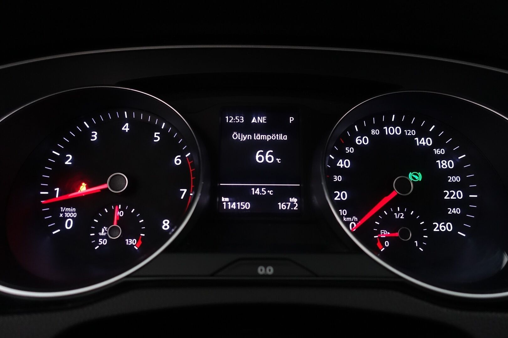 Volkswagen Passat 2017 Sedan Comfortline 1,4 TSI 92 kW (125 hv) DSG-automaatti - | Navi | LED | P.tutkat | Lohko+sisähaara | App-Connect | BT | Ergo-Comfort istuin | Keyless | Lämm. ratti | 2x renkaat aluin | Suomiauto | 