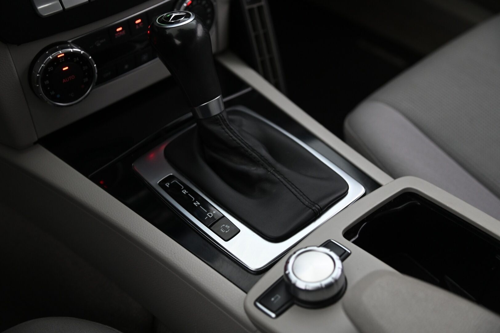 Mercedes-Benz C 2012 MERCEDES-BENZ CC 220 CDI Farmari *Koukku / Lohko / Vakkari* - *2x Renkaat / Juuri saapunut!* - HULLUT BLACKWEEK JATKOT - KORKOTARJOUS 2,49%