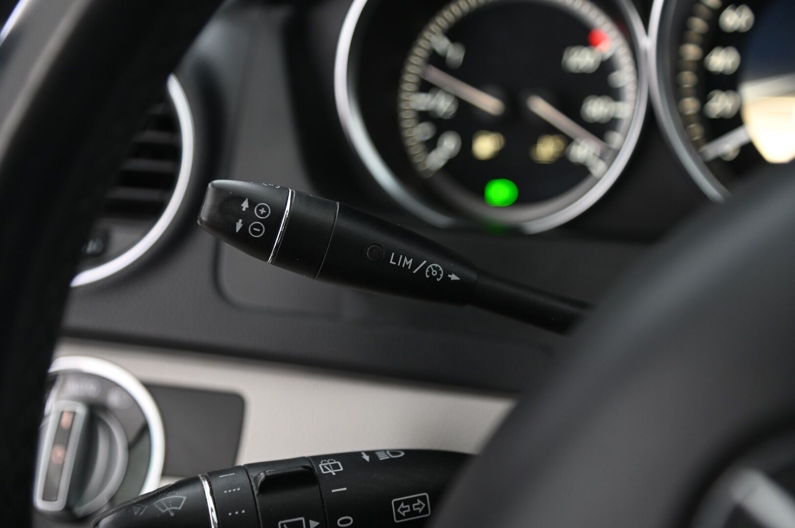 Mercedes-Benz C 2012 MERCEDES-BENZ CC 220 CDI Farmari *Koukku / Lohko / Vakkari* - *2x Renkaat / Juuri saapunut!* - HULLUT BLACKWEEK JATKOT - KORKOTARJOUS 2,49%