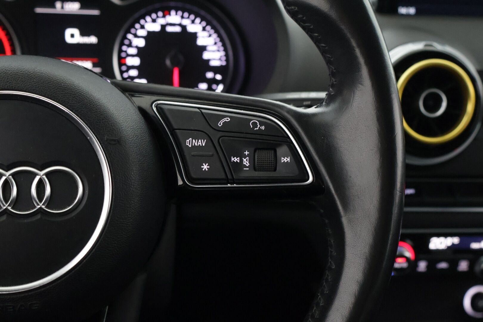 Audi A3 2016 Sportback Business Sport SE 1,0 TFSI 85 kW S tronic