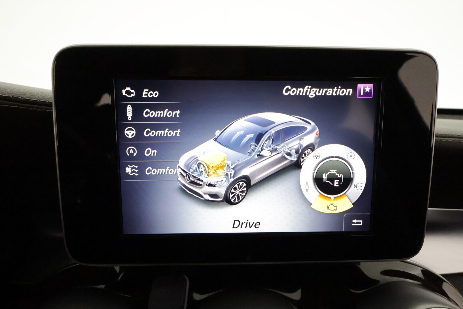 Mercedes-Benz GLC 2017 220 d Coupé 4Matic A Premium Business *Vakkari / Webasto / P.kamera / Nahkapenkit / ILS-LED / Koukku* - Suomi-auto / Kahdet renkaat aluvanteilla - Osta nyt, maksa vasta ensi vuonna