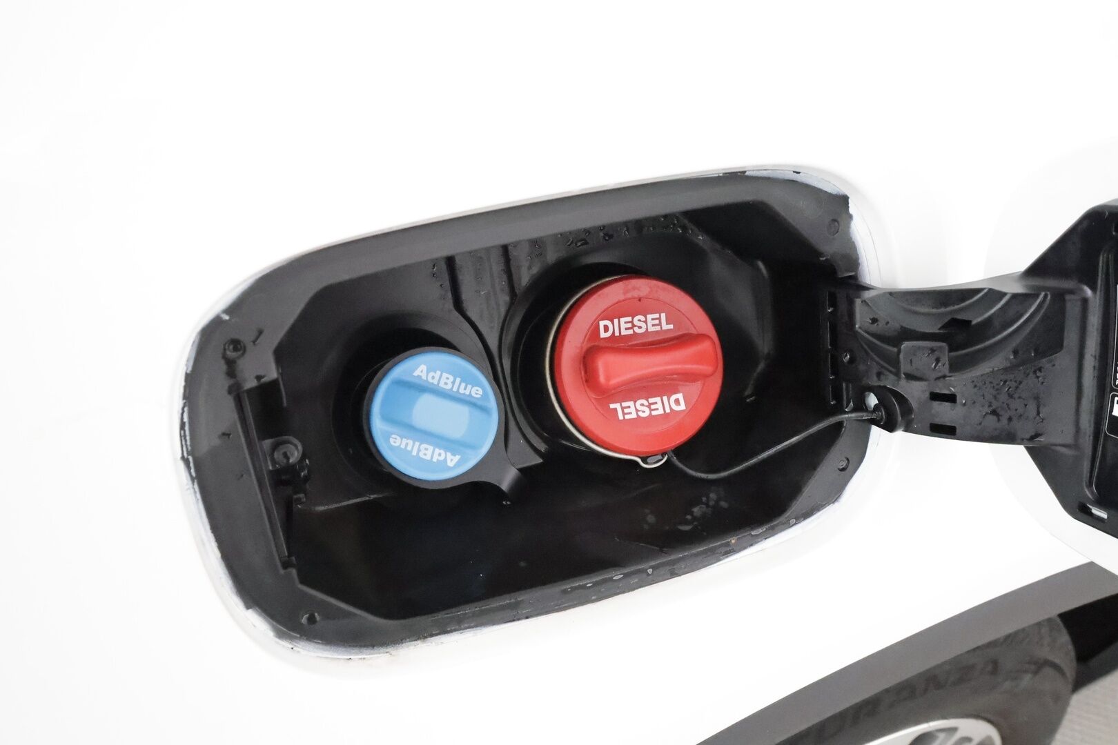 Mercedes-Benz GLC 2017 220 d Coupé 4Matic A Premium Business *Vakkari / Webasto / P.kamera / Nahkapenkit / ILS-LED / Koukku* - Suomi-auto / Kahdet renkaat aluvanteilla - Osta nyt, maksa vasta ensi vuonna