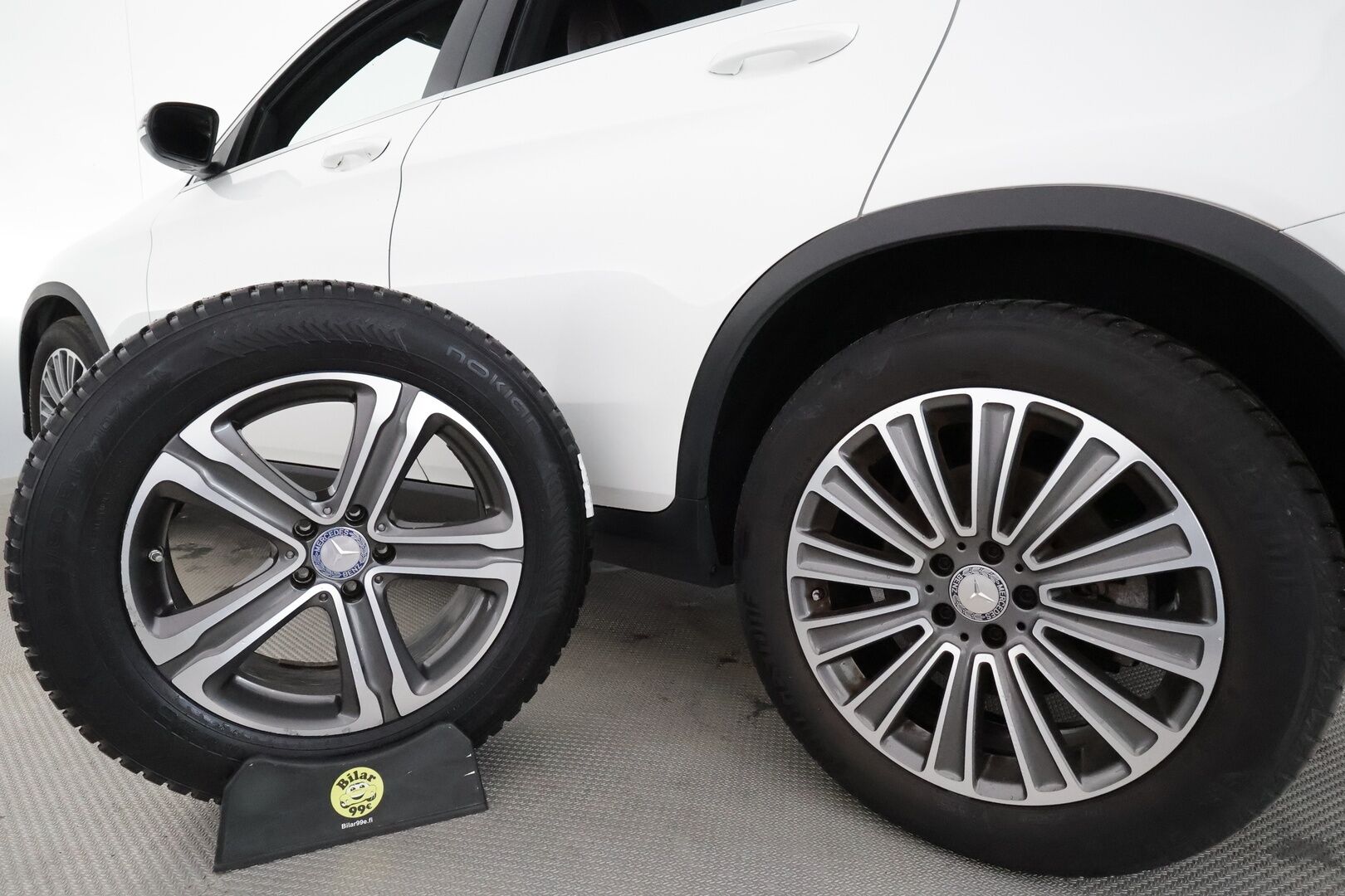 Mercedes-Benz GLC 2017 220 d Coupé 4Matic A Premium Business *Vakkari / Webasto / P.kamera / Nahkapenkit / ILS-LED / Koukku* - Suomi-auto / Kahdet renkaat aluvanteilla - Osta nyt, maksa vasta ensi vuonna