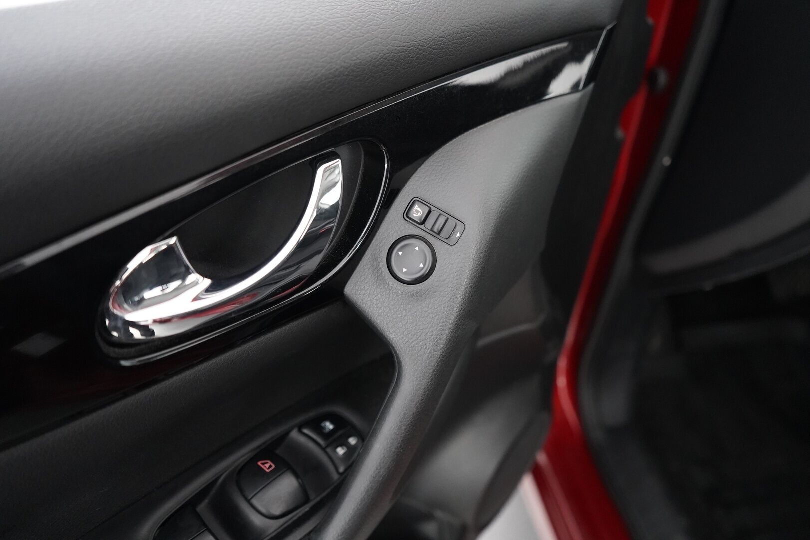 Nissan Qashqai 2016 dCi 130 N-Connecta 2WD Xtronic E6 - | Suomi- auto | Kahdet OEM vanteet | Viimeisin huolto 149tkm | 360 | Vakkari | Navi | Koukku | Lohkolämmitin |