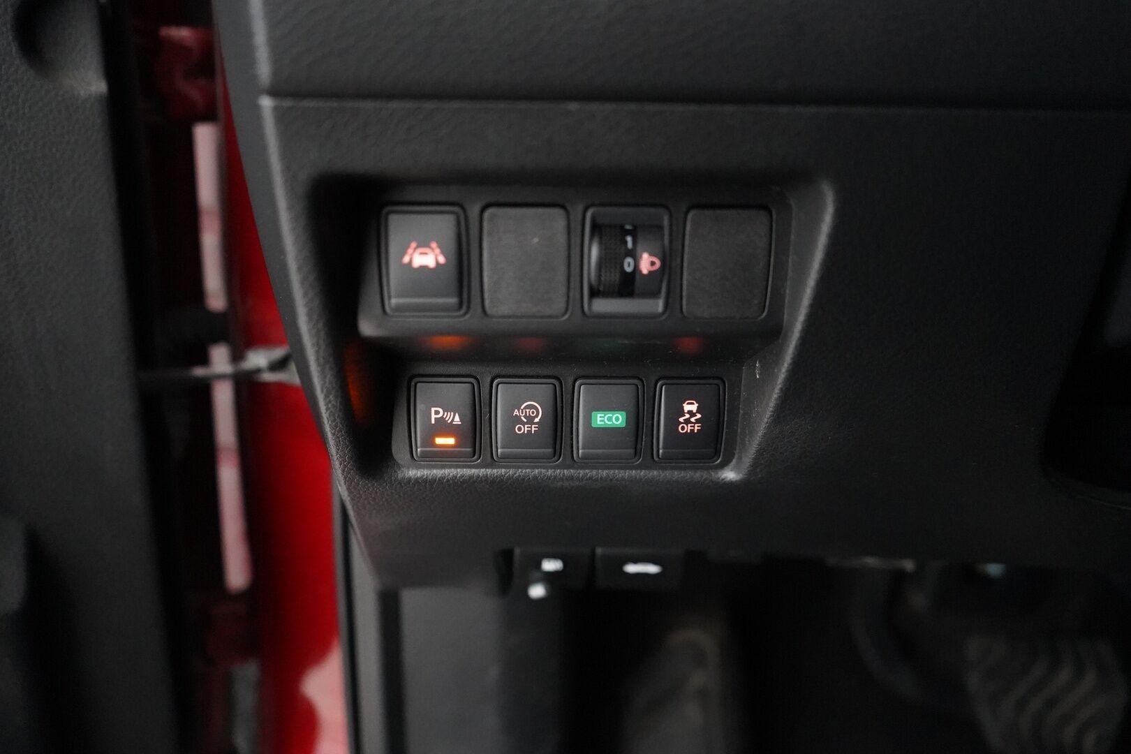 Nissan Qashqai 2016 dCi 130 N-Connecta 2WD Xtronic E6 - | Suomi- auto | Kahdet OEM vanteet | Viimeisin huolto 149tkm | 360 | Vakkari | Navi | Koukku | Lohkolämmitin |