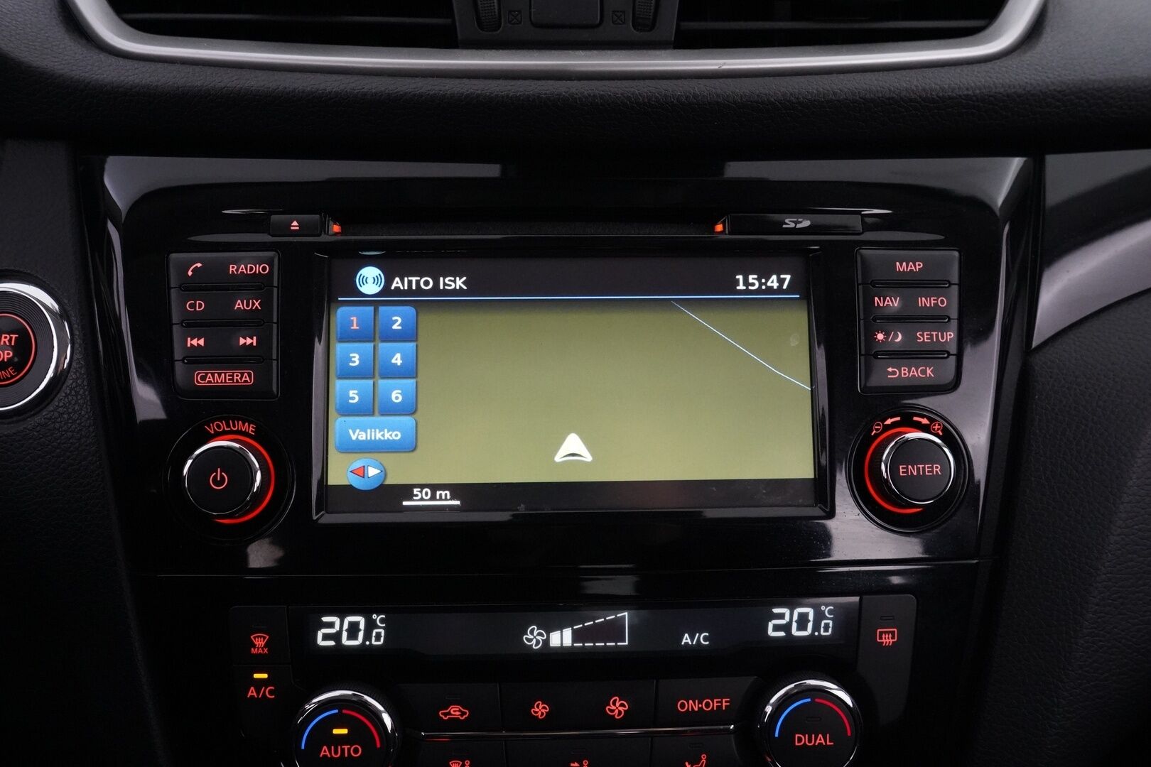 Nissan Qashqai 2016 dCi 130 N-Connecta 2WD Xtronic E6 - | Suomi- auto | Kahdet OEM vanteet | Viimeisin huolto 149tkm | 360 | Vakkari | Navi | Koukku | Lohkolämmitin |