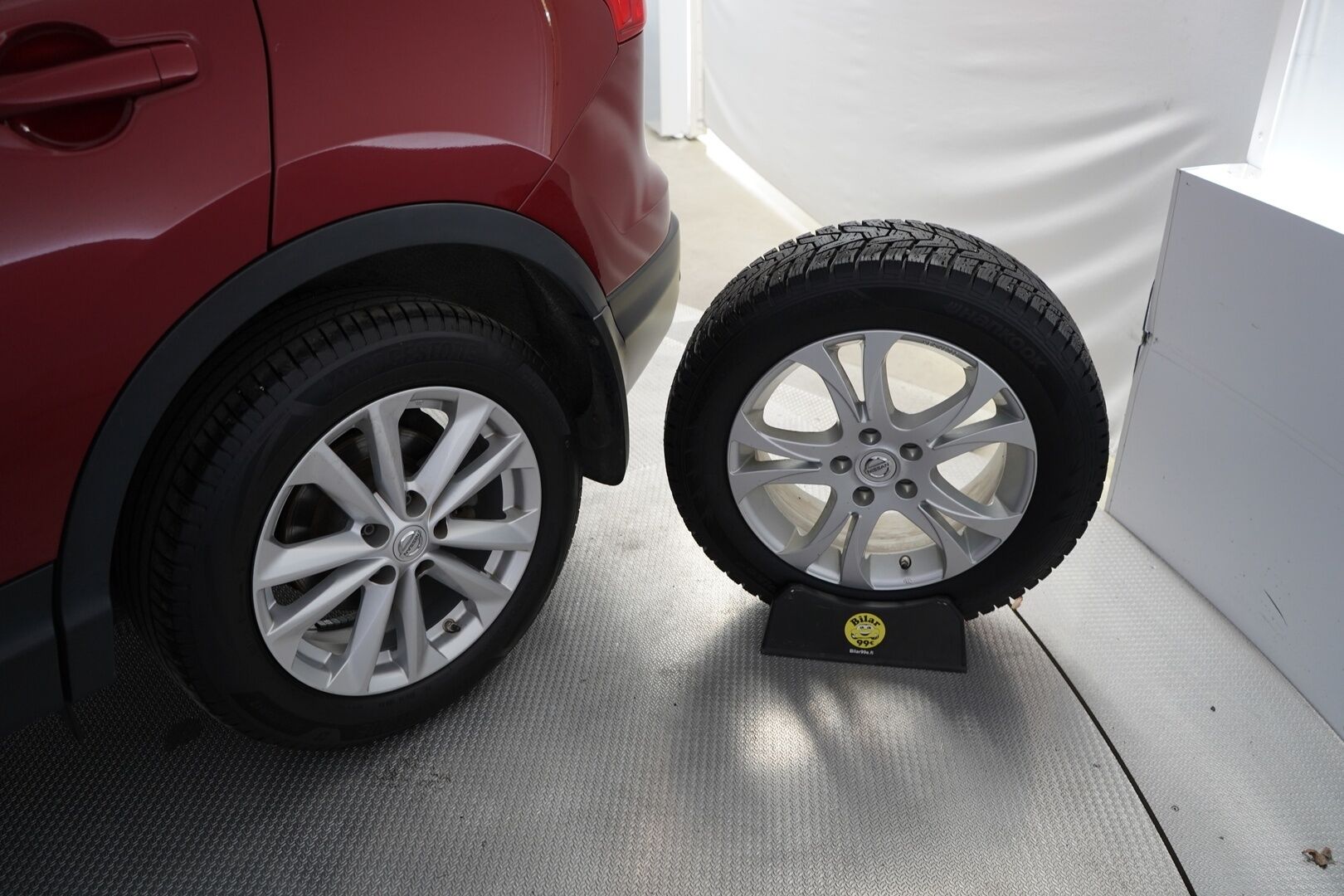 Nissan Qashqai 2016 dCi 130 N-Connecta 2WD Xtronic E6 - | Suomi- auto | Kahdet OEM vanteet | Viimeisin huolto 149tkm | 360 | Vakkari | Navi | Koukku | Lohkolämmitin |
