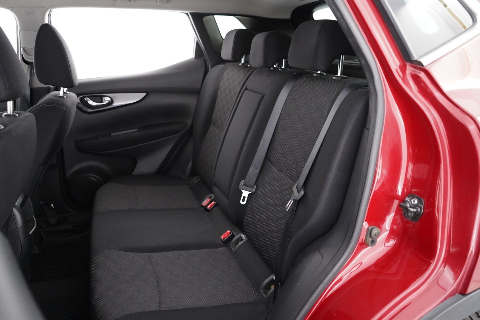 Nissan Qashqai 2016 dCi 130 N-Connecta 2WD Xtronic E6 - | Suomi- auto | Kahdet OEM vanteet | Viimeisin huolto 149tkm | 360 | Vakkari | Navi | Koukku | Lohkolämmitin |