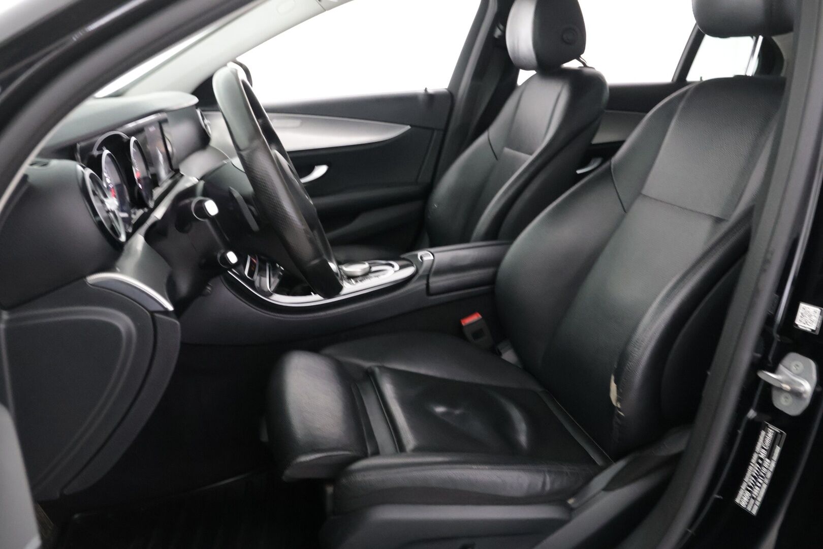 Mercedes-Benz E 2017 200 d A Business - | Myynnissä Huutokaupat.com | Nahkasisusta | LED | Vakionopeudensäädin |  Peruutuskamera | - KORKO VAIN 3,99 %