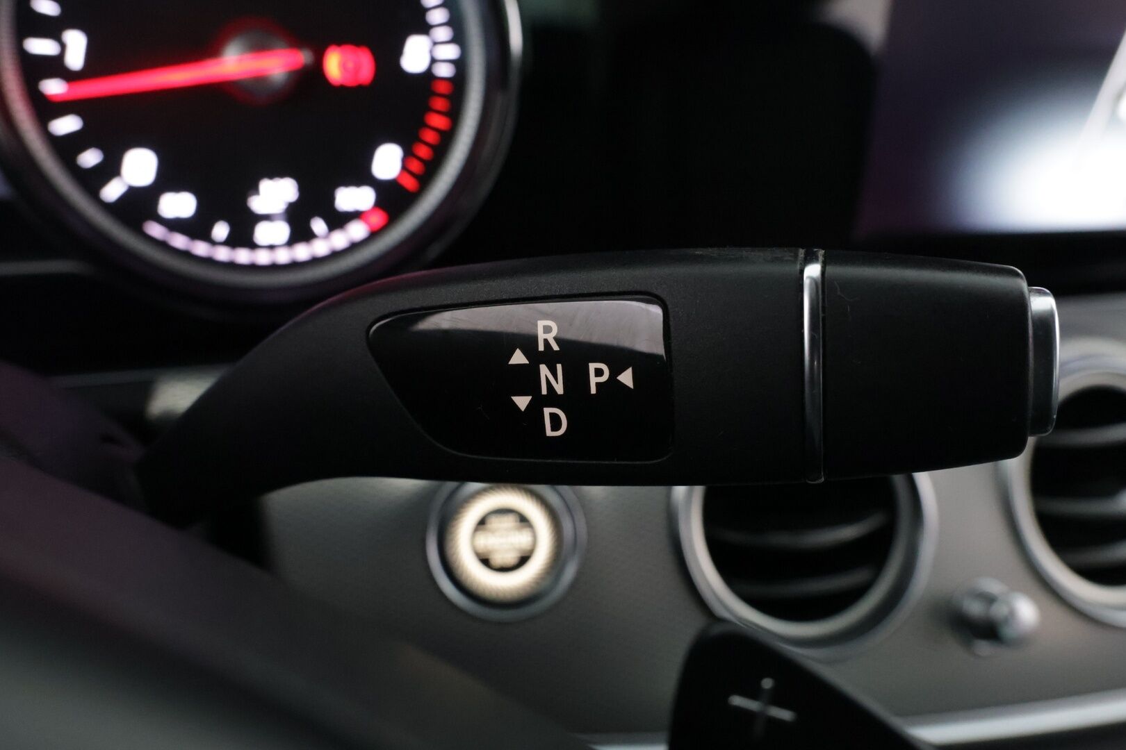 Mercedes-Benz E 2017 200 d A Business - | Myynnissä Huutokaupat.com | Nahkasisusta | LED | Vakionopeudensäädin |  Peruutuskamera | - KORKO VAIN 3,99 %