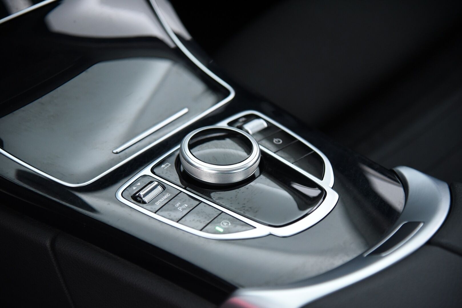 Mercedes-Benz C 2016 200 d A Premium Business / Suomi-auto / Vakkari / Tutka / - ILS LED / Hyvä huoltohistoria! / 