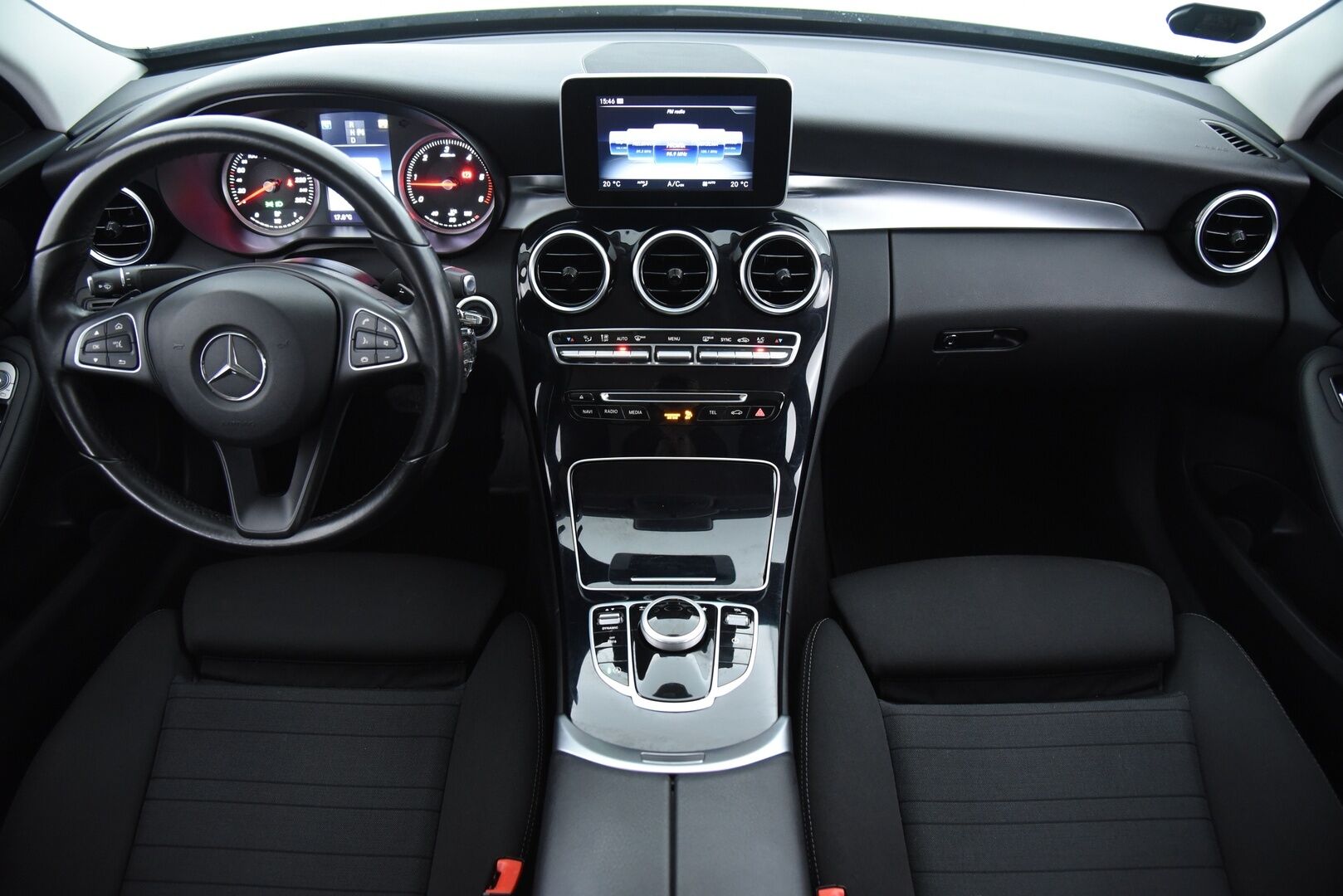 Mercedes-Benz C 2016 200 d A Premium Business / Suomi-auto / Vakkari / Tutka / - ILS LED / Hyvä huoltohistoria! / 