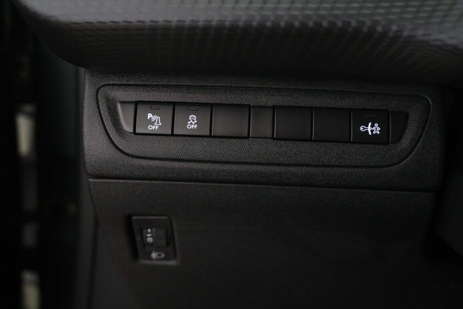 Peugeot 208 2017 Style VTi 82 5-ov