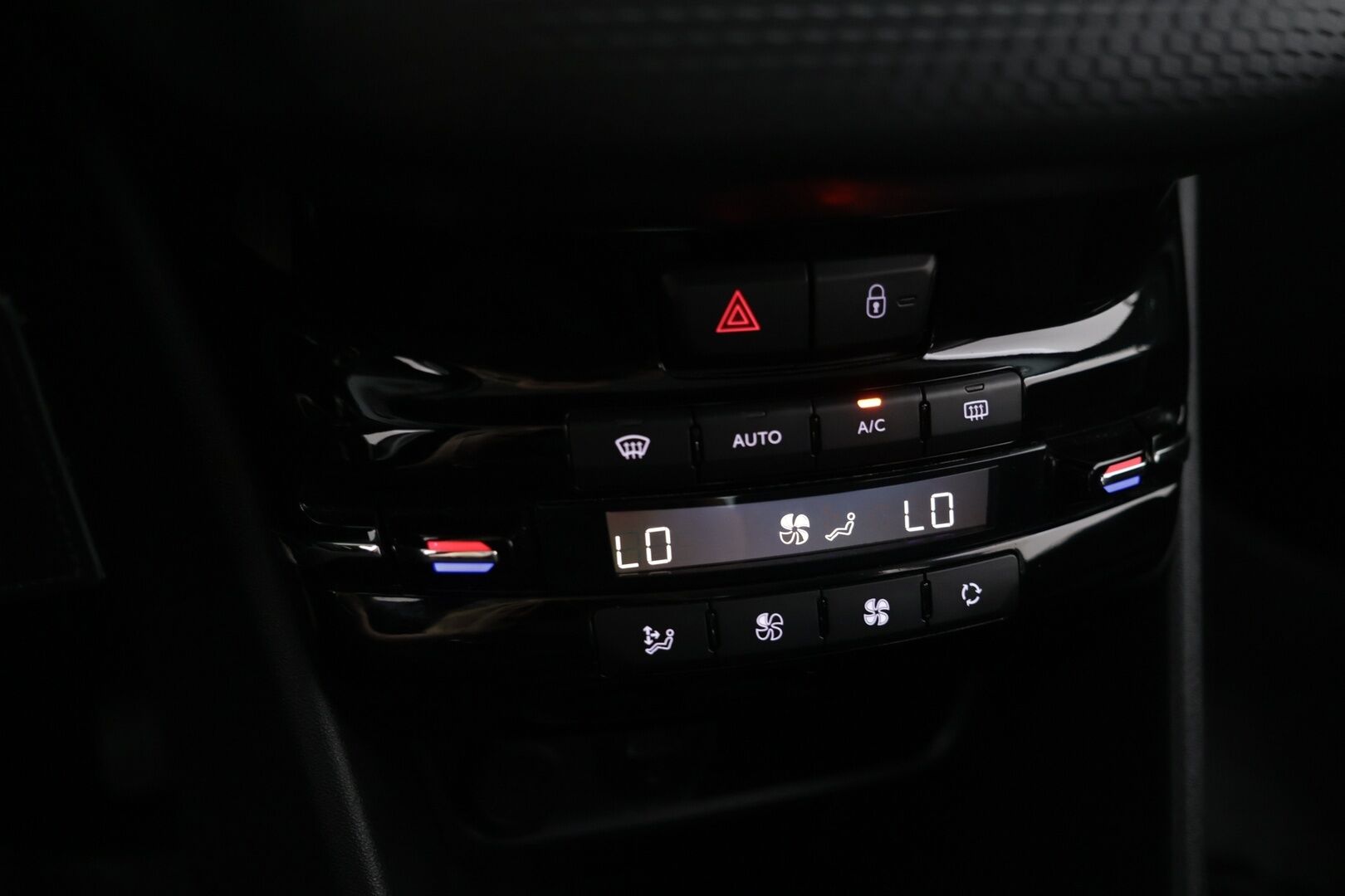Peugeot 208 2017 Style VTi 82 5-ov