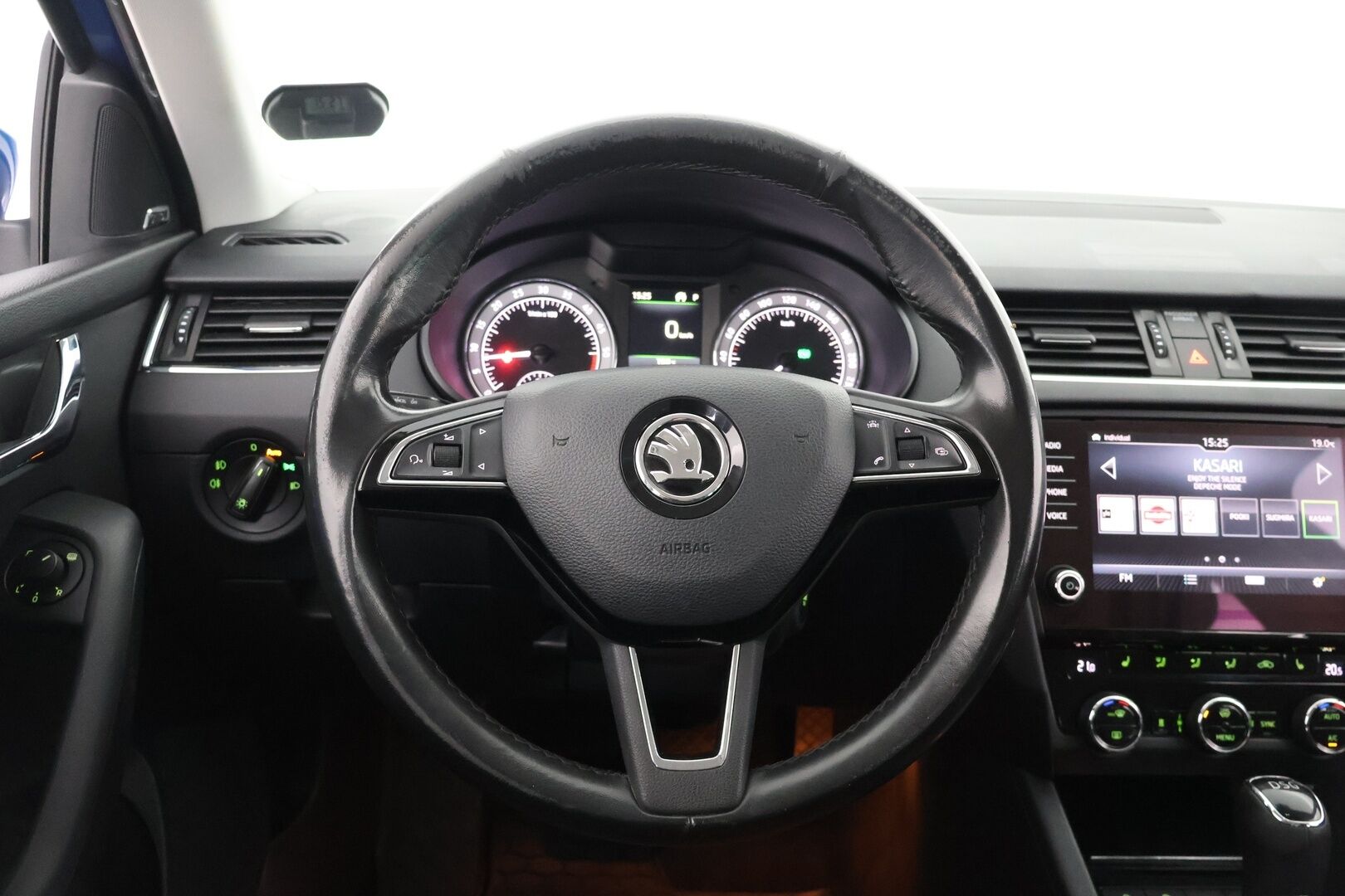 Skoda Octavia 2017 Combi 1,6 TDI Style DSG Autom. - Suomi-Auto | Webasto | Canton äänentoisto | Kamera | Koukku |Ambiente