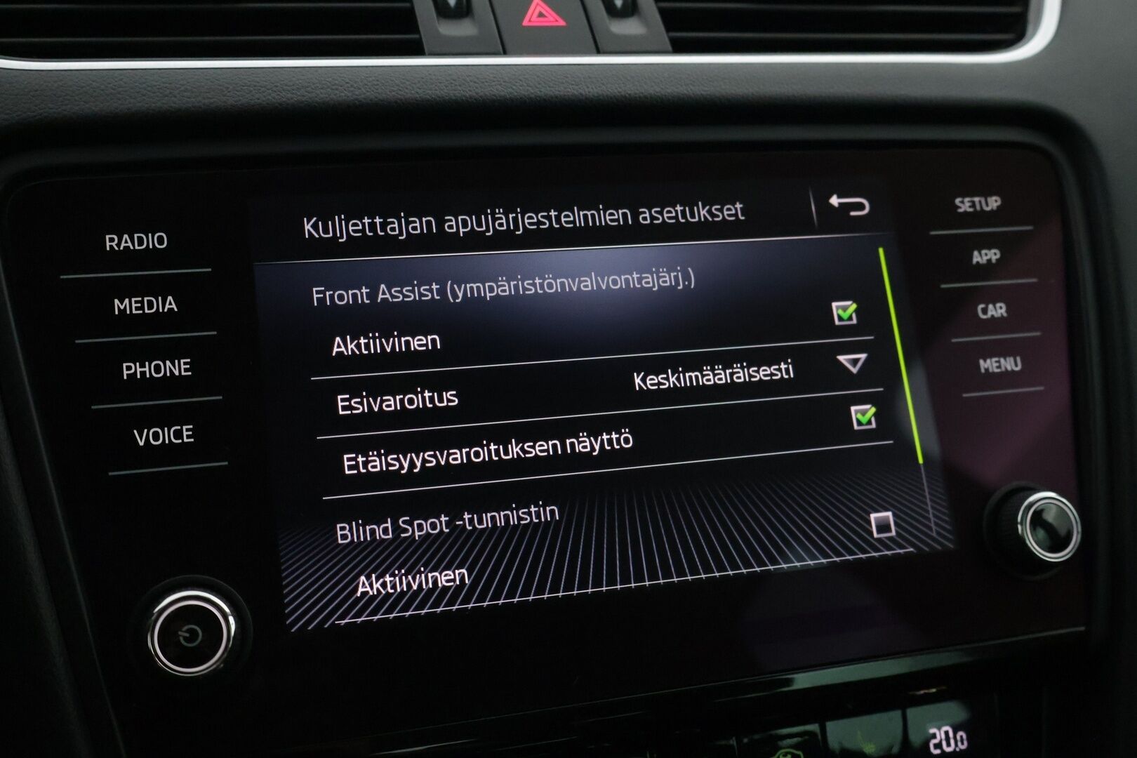 Skoda Octavia 2017 Combi 1,6 TDI Style DSG **WEBASTO /Canton äänentoisto / Kamera / Koukku / Ambiente** - Jakopää tehty 2/25 / 2x Renkaat vanteineen 