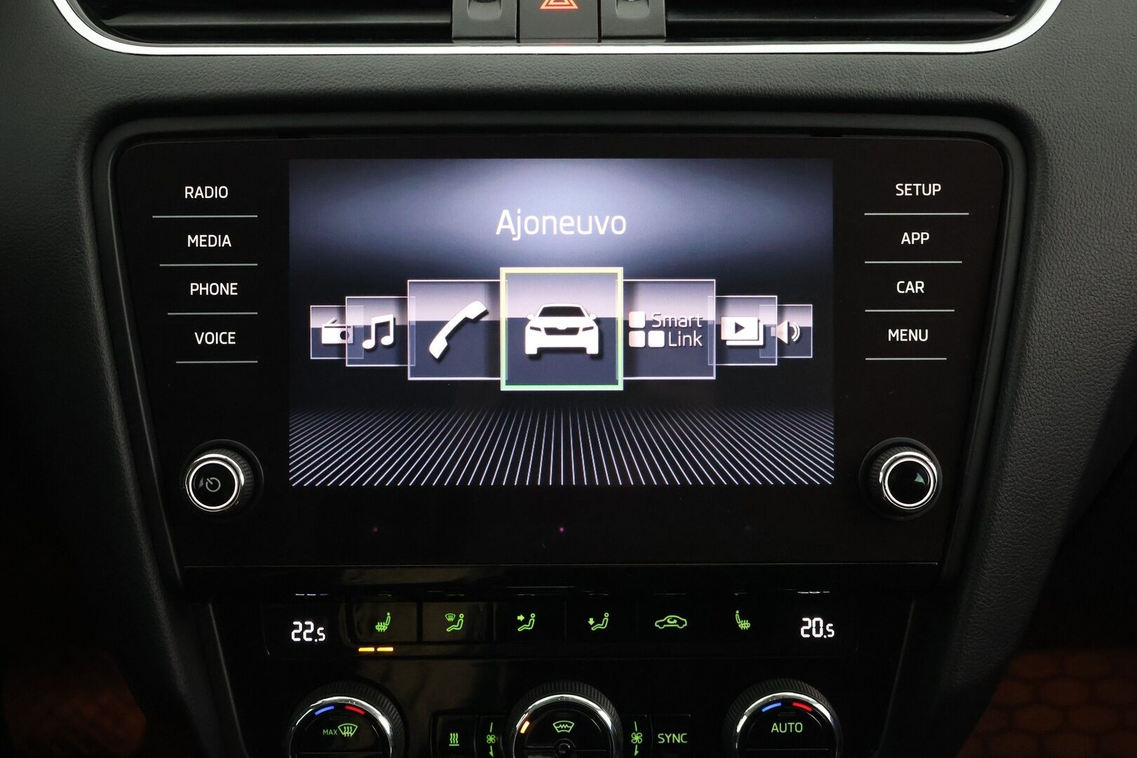 Skoda Octavia 2017 Combi 1,6 TDI Style DSG Autom. - Suomi-Auto | Webasto | Canton äänentoisto | Kamera | Koukku |Ambiente