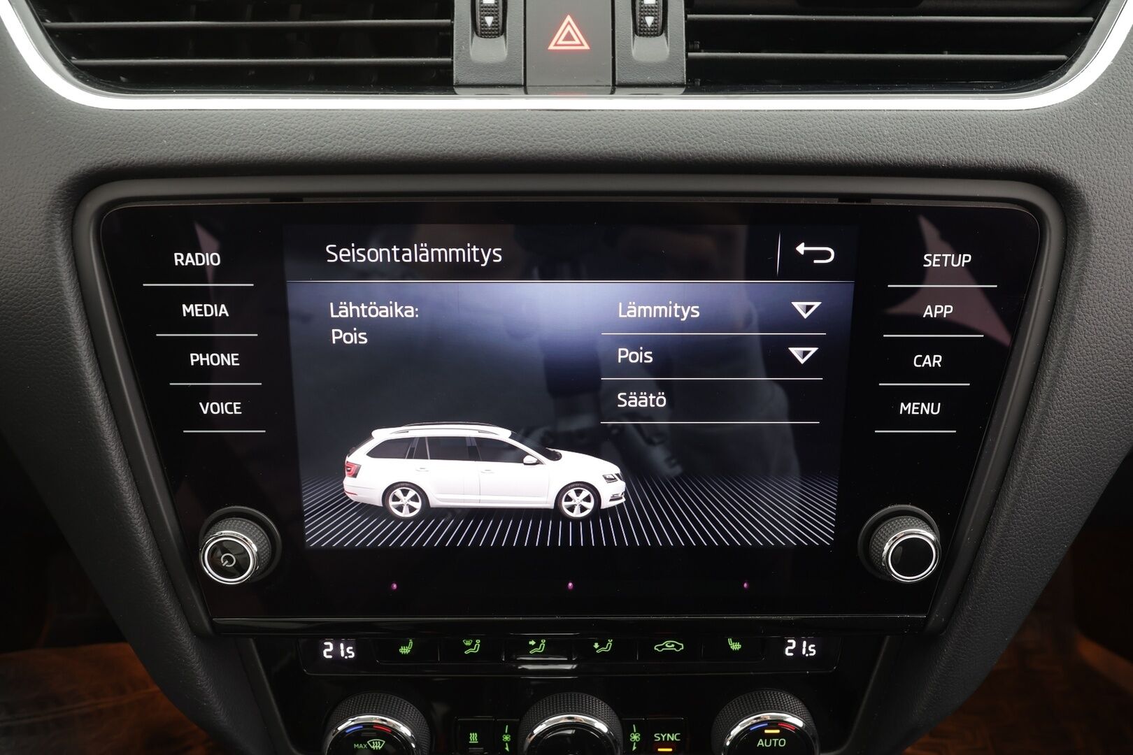 Skoda Octavia 2018 Combi 1,0 TSI Style DSG Autom. -  | Webasto | Koukku | LED | P.Kamera | Keyless | Vakkari | Apple&Android | Suomi-auto | Kahdet Renkaat |