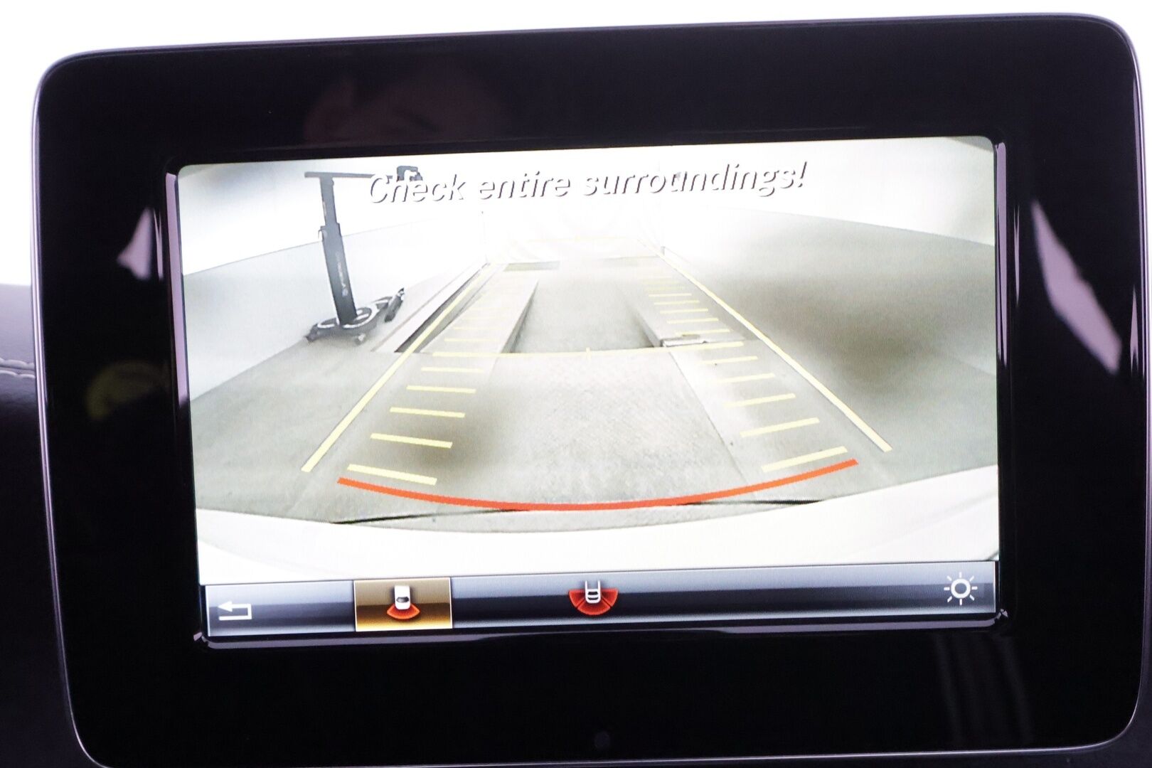 Mercedes-Benz CLA 2018 180 A Shooting Brake White Art Edition * Vakkari / LED / urheiluistuimet / P.Kamera / AMG / Bluetooth * - Kahdet renkaat / Suomi-auto