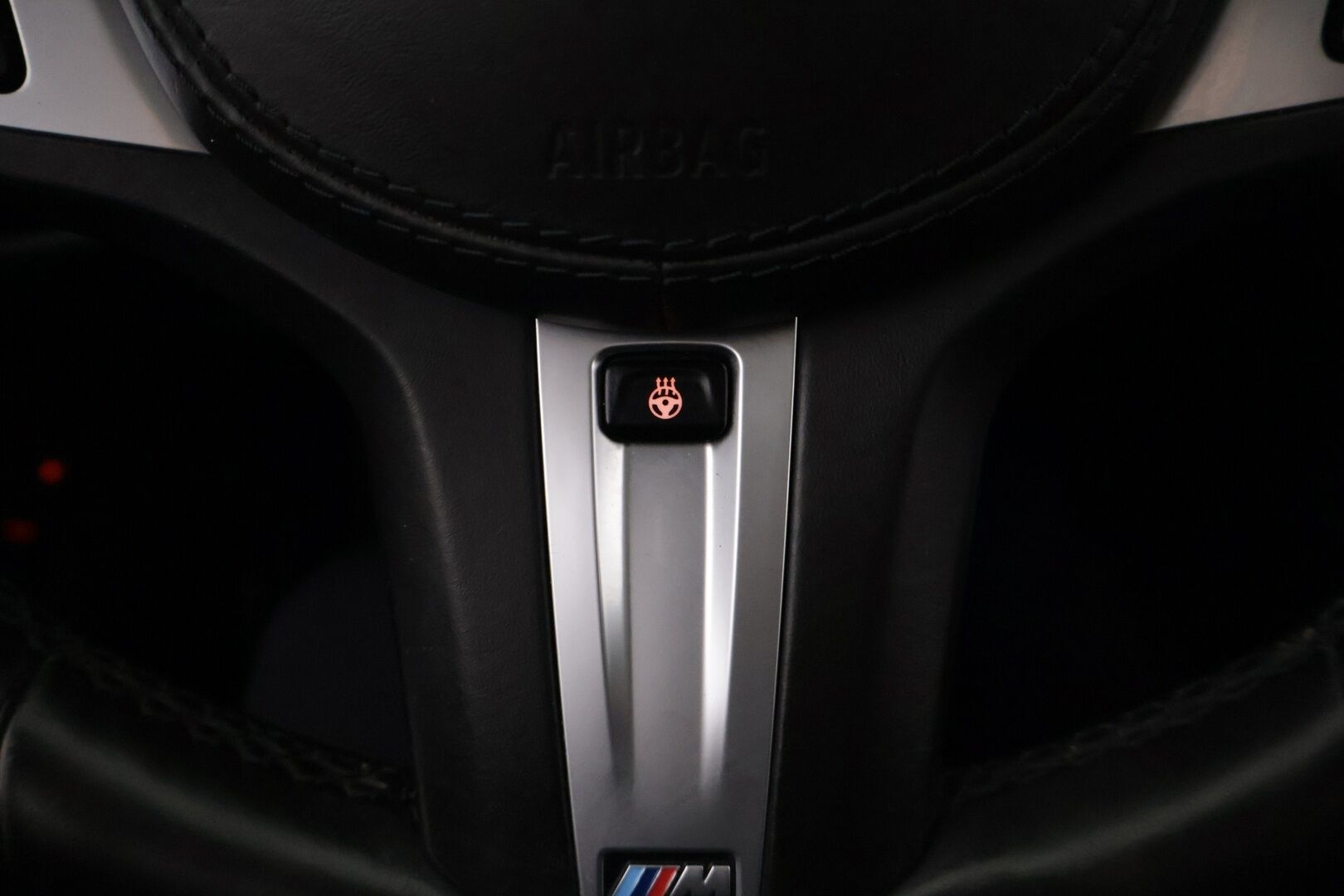 BMW 530 2017 G30 Sedan 530e A iPerformance Launch Edition Sport  MYYDÄÄN HUUTOKAUPAT.COM - M Sport | ACC | HUD | Panorama | 360° Kamera | Navi Professional | Adaptiiviset LED-ajovalot | Ambient Light | | Suomi-auto| MYYDÄÄN HUUTOKAUPAT.COM