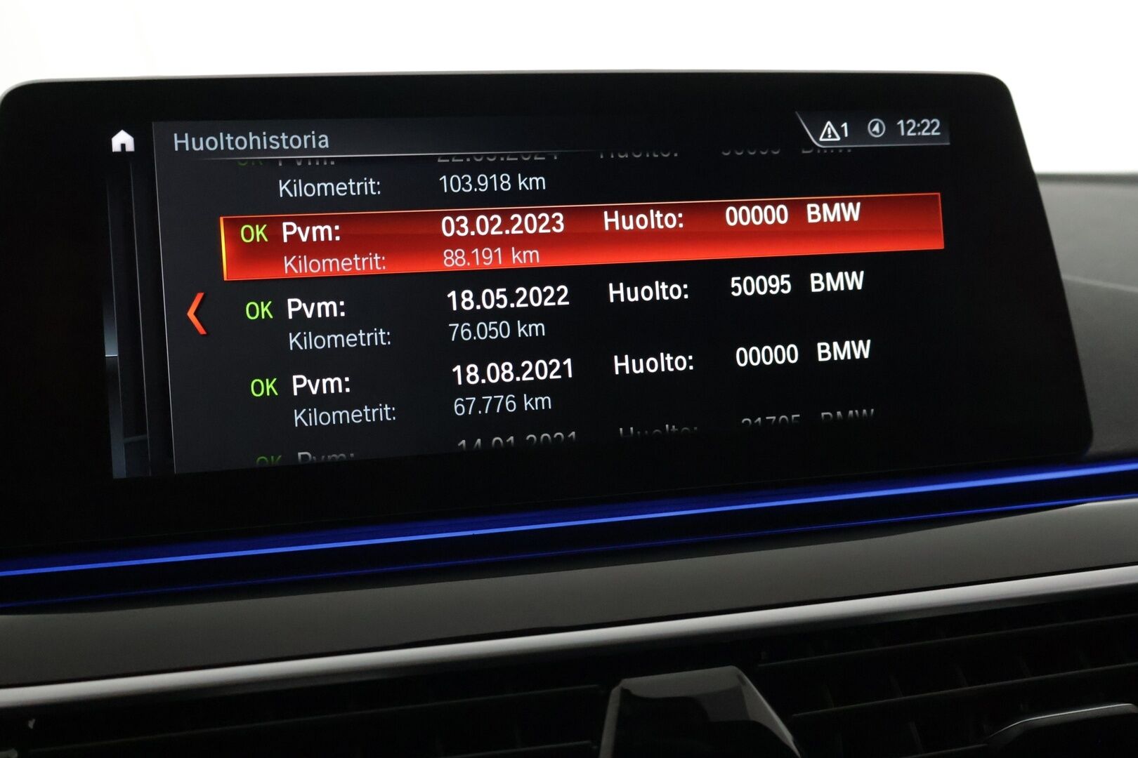 BMW 530 2017 G30 Sedan 530e A iPerformance Launch Edition Sport  MYYDÄÄN HUUTOKAUPAT.COM - M Sport | ACC | HUD | Panorama | 360° Kamera | Navi Professional | Adaptiiviset LED-ajovalot | Ambient Light | | Suomi-auto| MYYDÄÄN HUUTOKAUPAT.COM