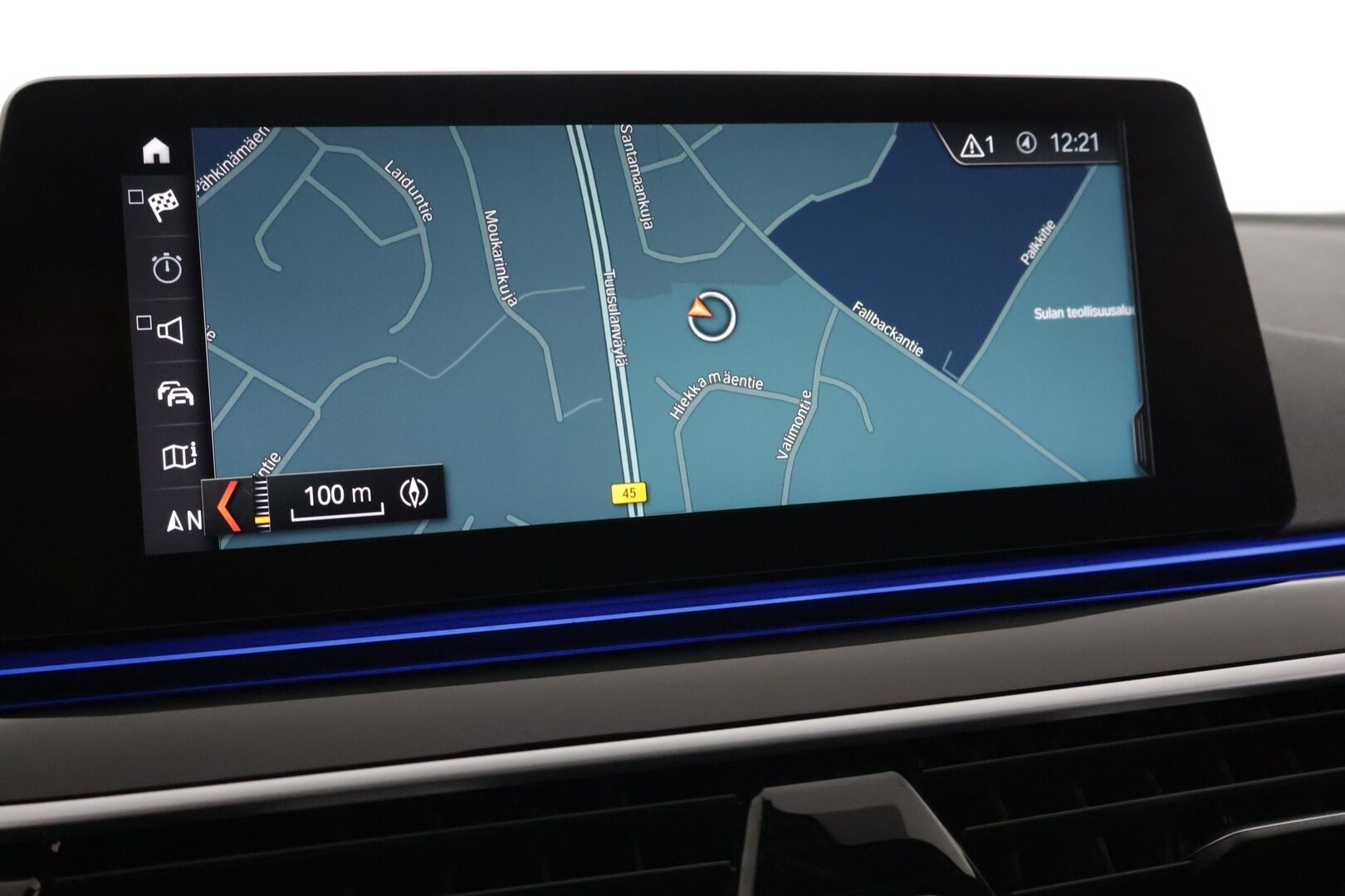 BMW 530 2017 G30 Sedan 530e A iPerformance Launch Edition Sport  MYYDÄÄN HUUTOKAUPAT.COM - M Sport | ACC | HUD | Panorama | 360° Kamera | Navi Professional | Adaptiiviset LED-ajovalot | Ambient Light | | Suomi-auto| MYYDÄÄN HUUTOKAUPAT.COM